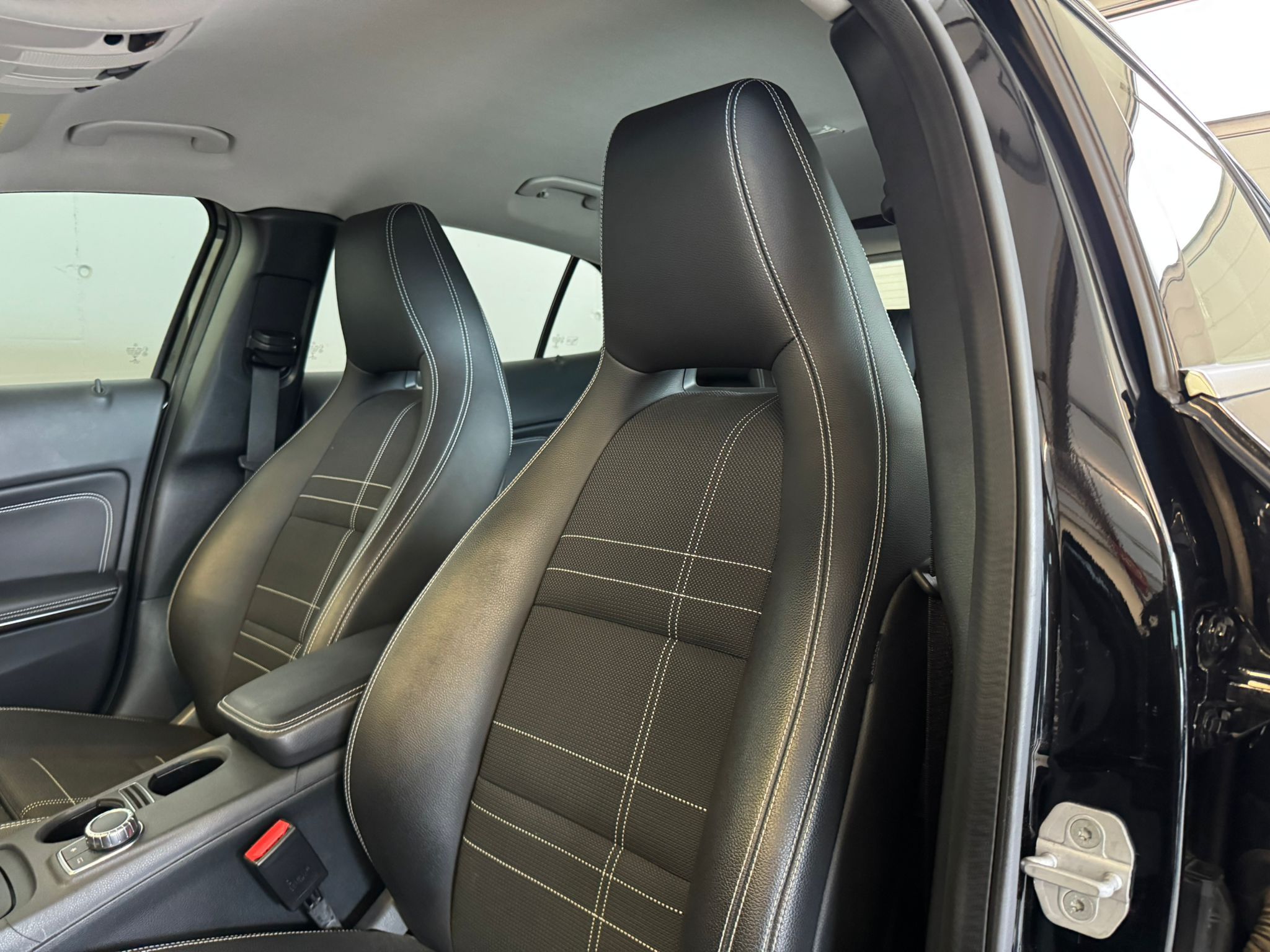 Mercedes GLA 220 Schwarz (9)