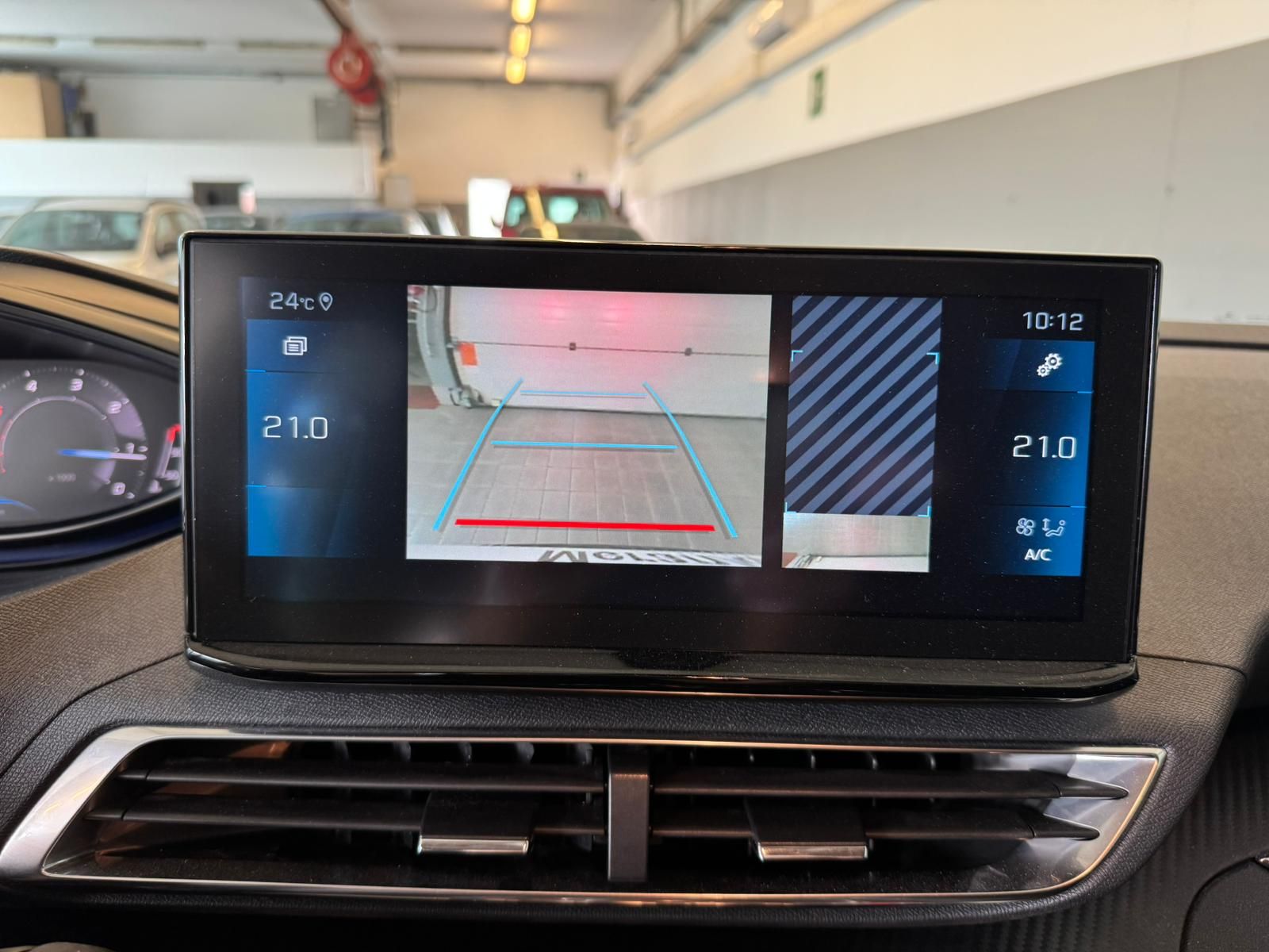 Peugeot 3008 Schwarz (12)