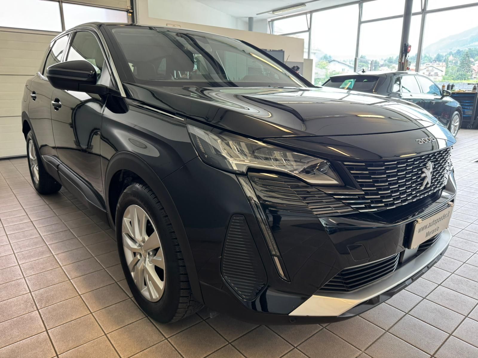 Peugeot 3008 Schwarz (2)