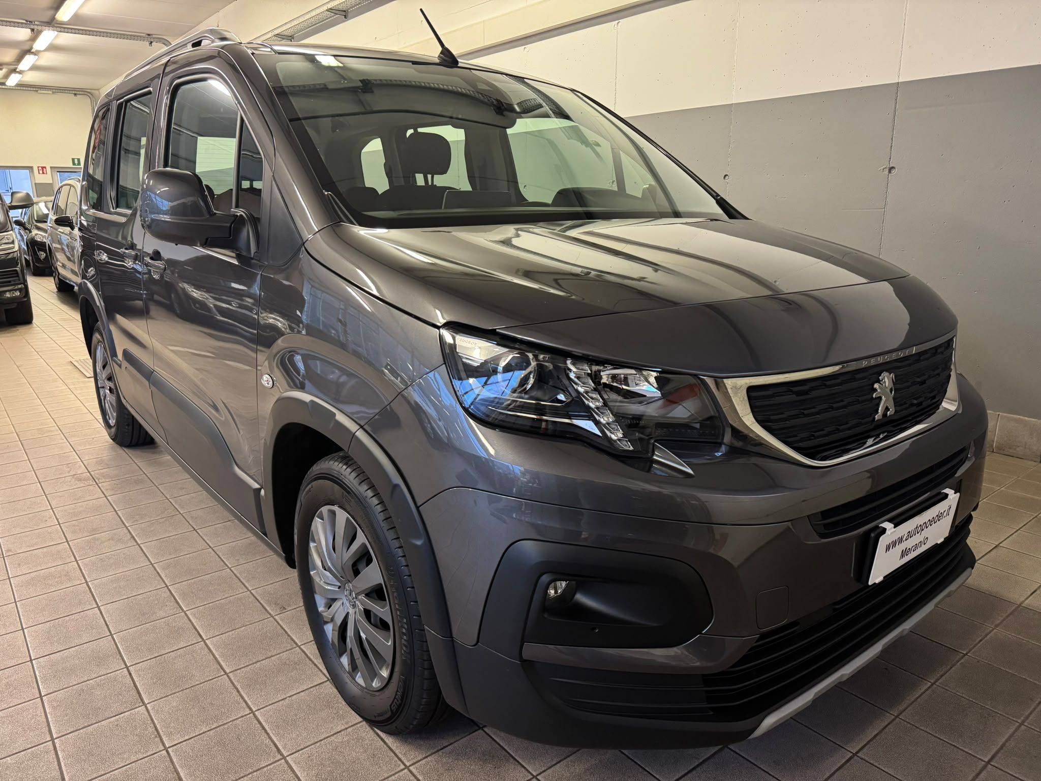 peugeot rifter 1.5hdi allure (2)