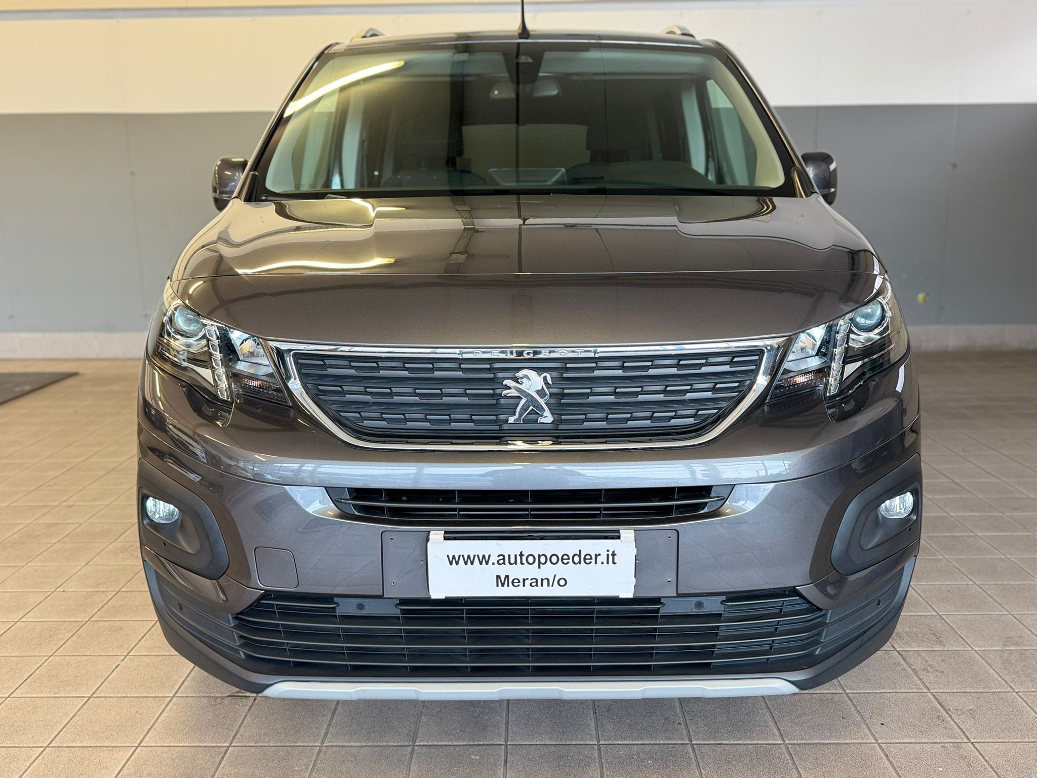 Peugeot rifter grau (4)