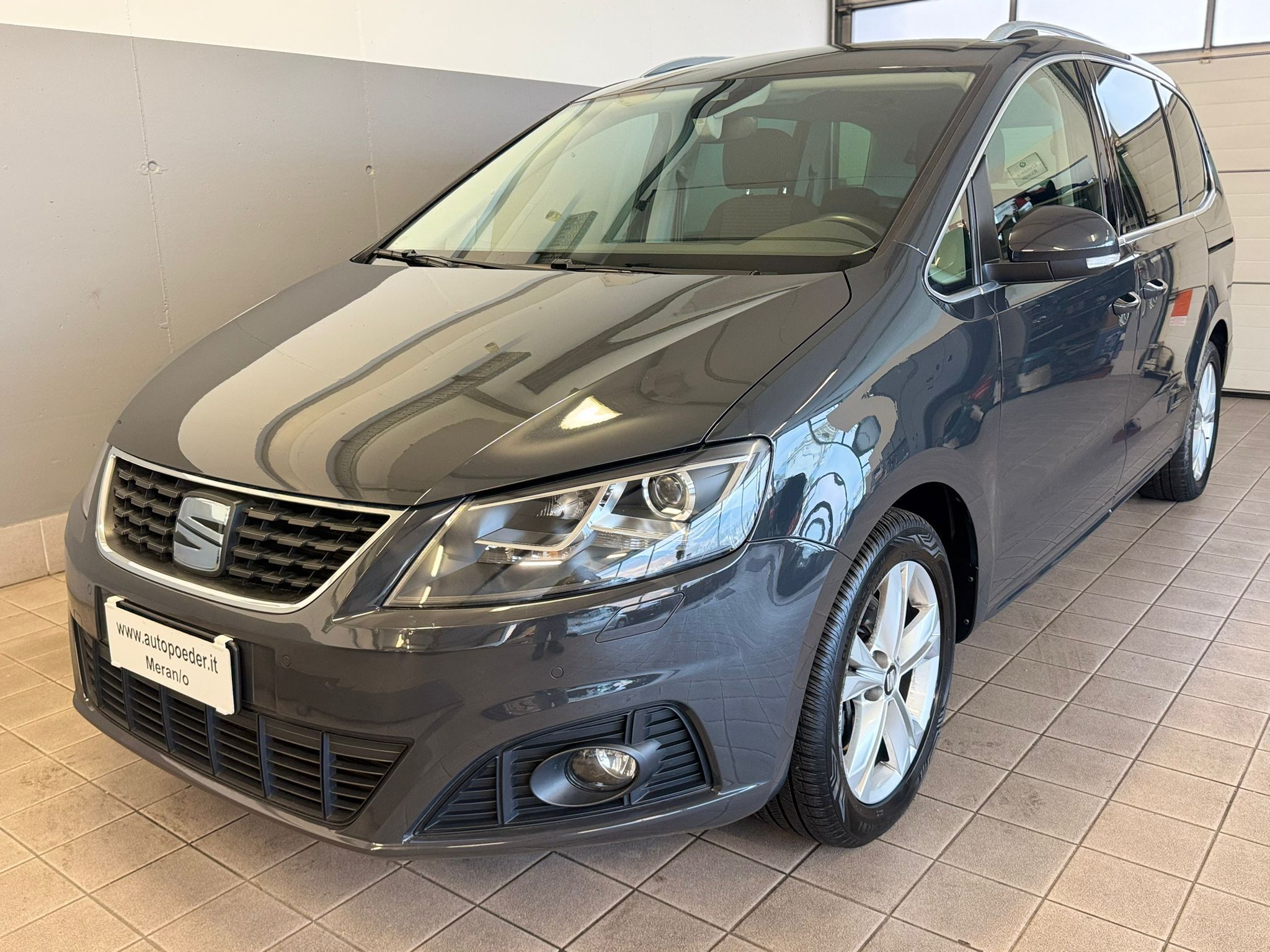 Seat Alhambra 2.0 tdi 4drive (2)