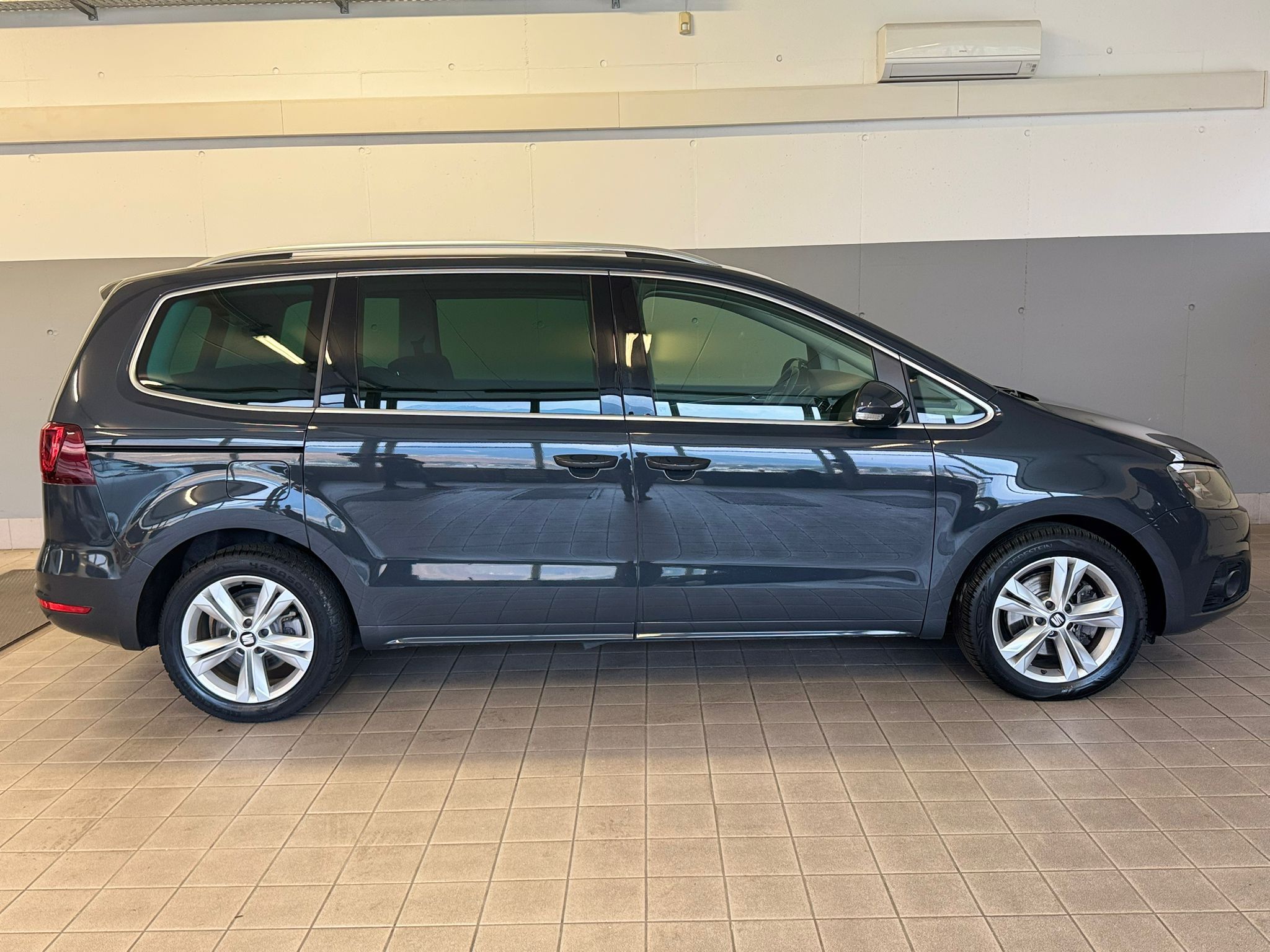 Seat Alhambra 2.0 tdi 4drive (5)