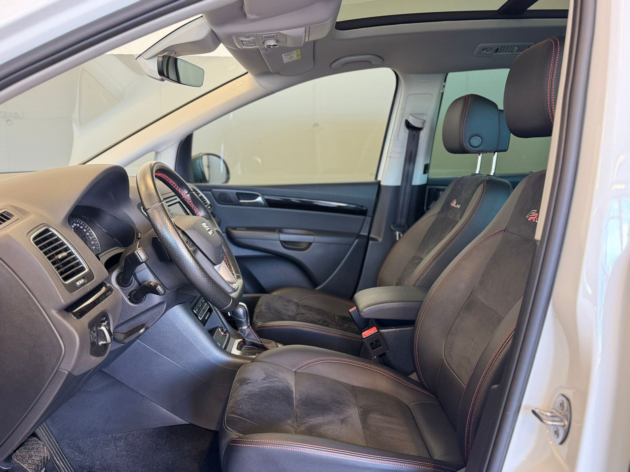 Seat Alhambra weis FrLine (9)