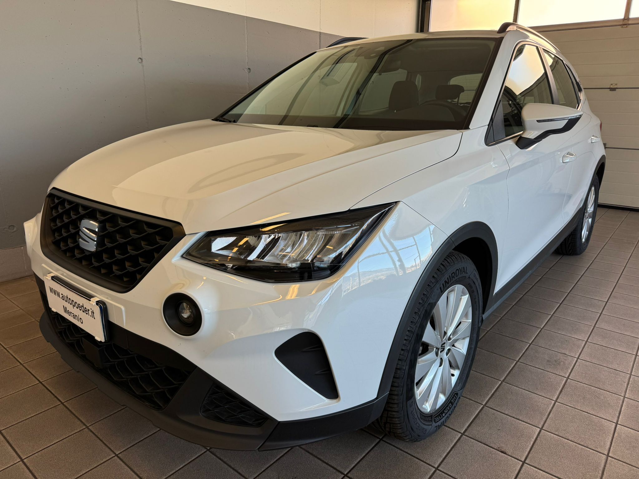 seat arona 1.0 tsi dsg weiss (1)