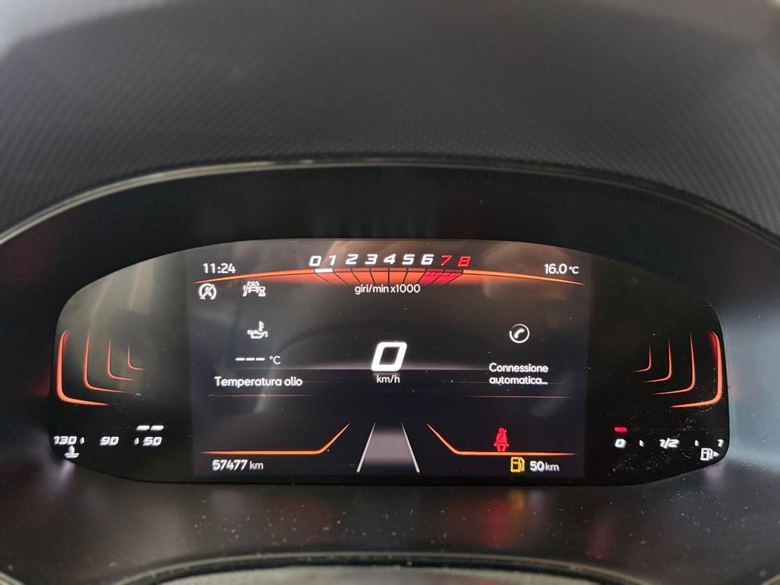 Seat Arona 1.0 weiss 57 (13)