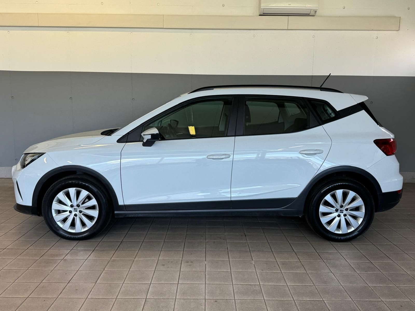 Seat Arona 1.0 weiss 57 (8)