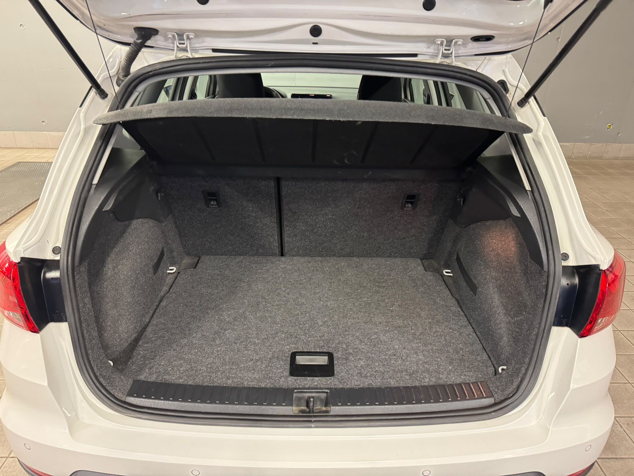 Seat Arona DSG Style weiss (15)