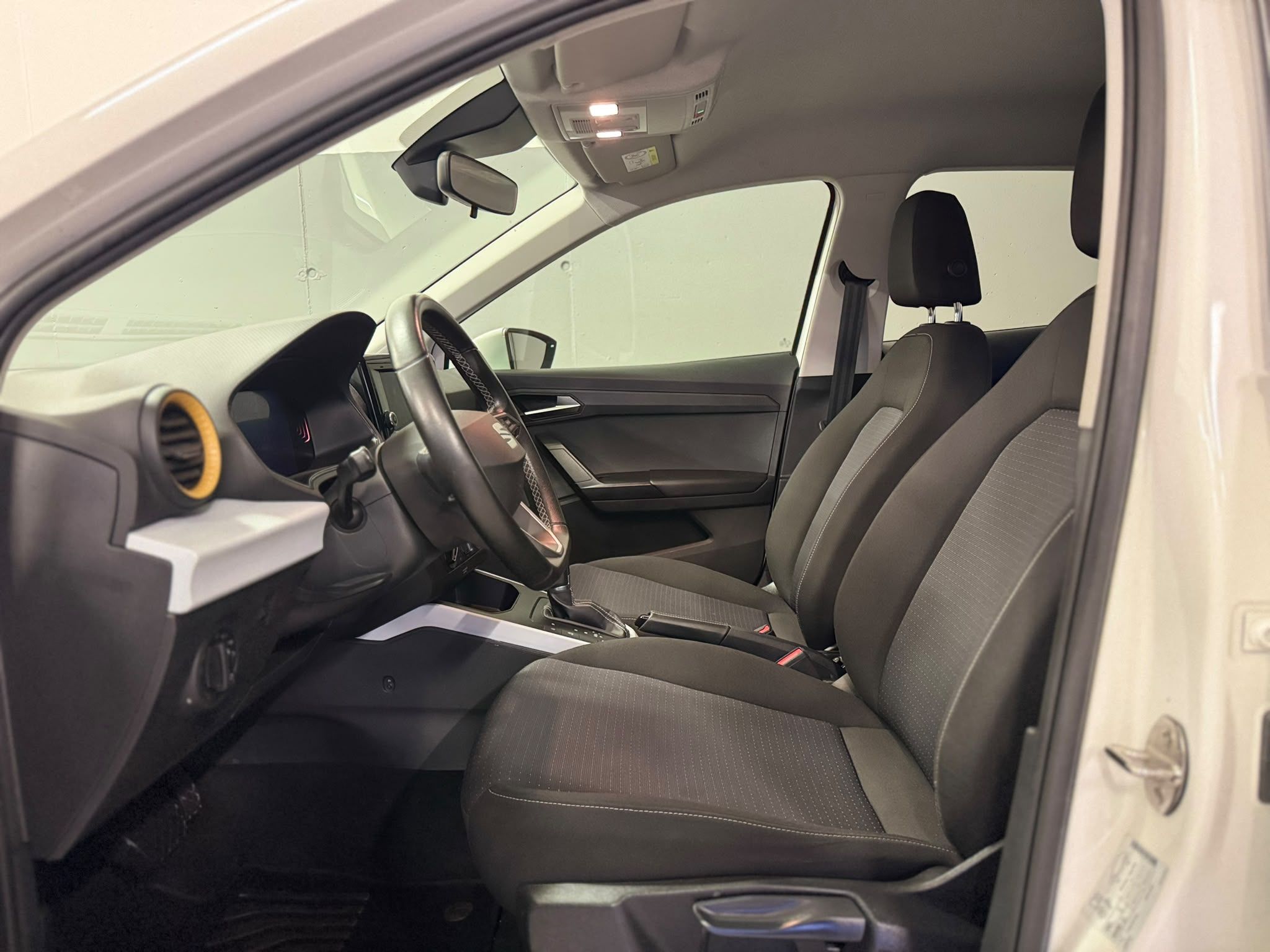 Seat Arona DSG Style weiss (7)