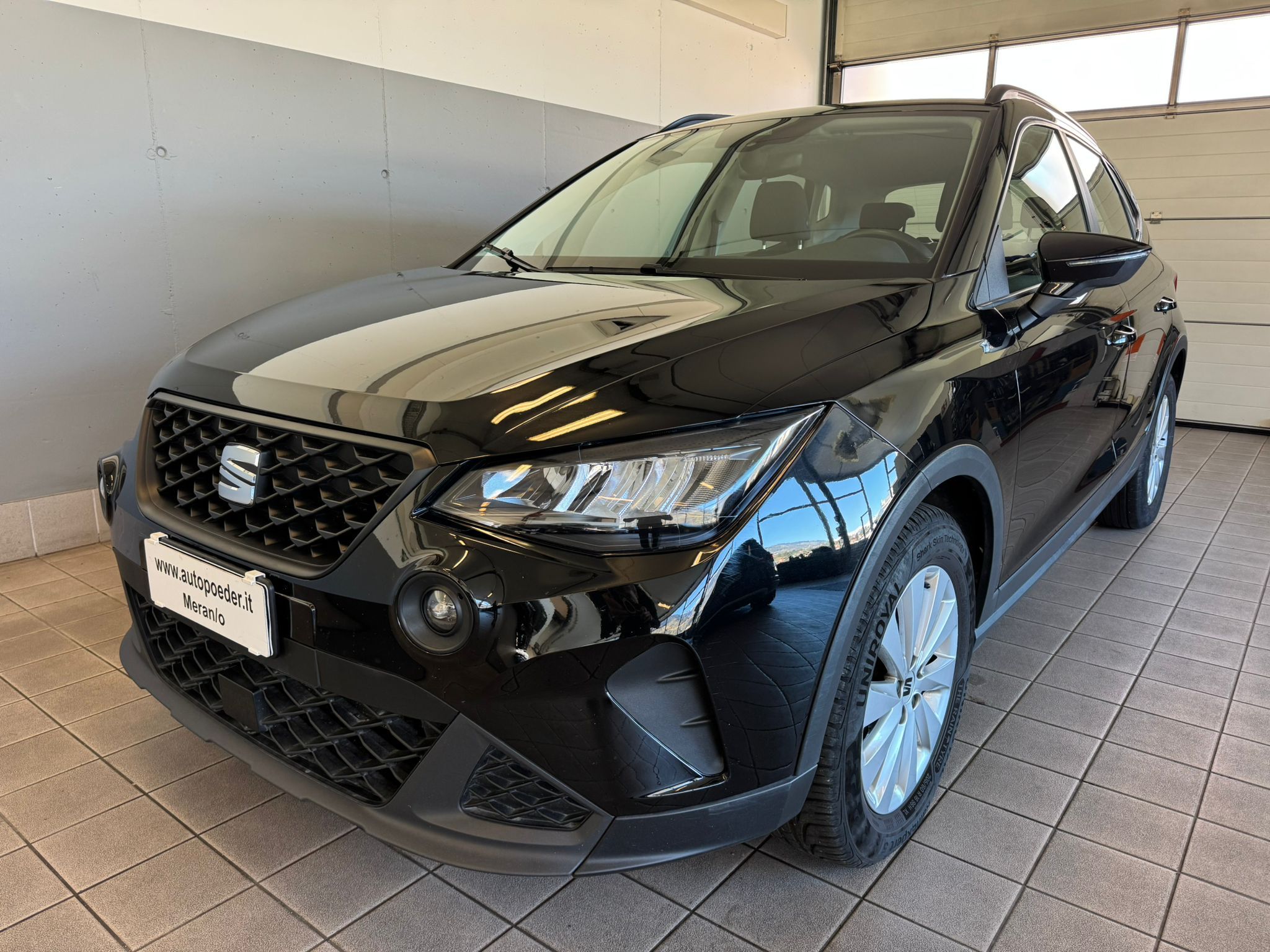 seat arona schwarz 1.0 dsg (1)