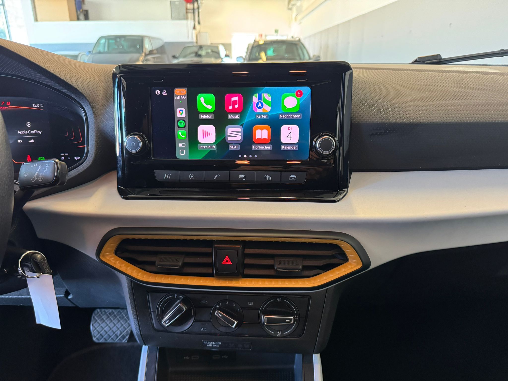 seat arona schwarz 1.0 dsg (11)