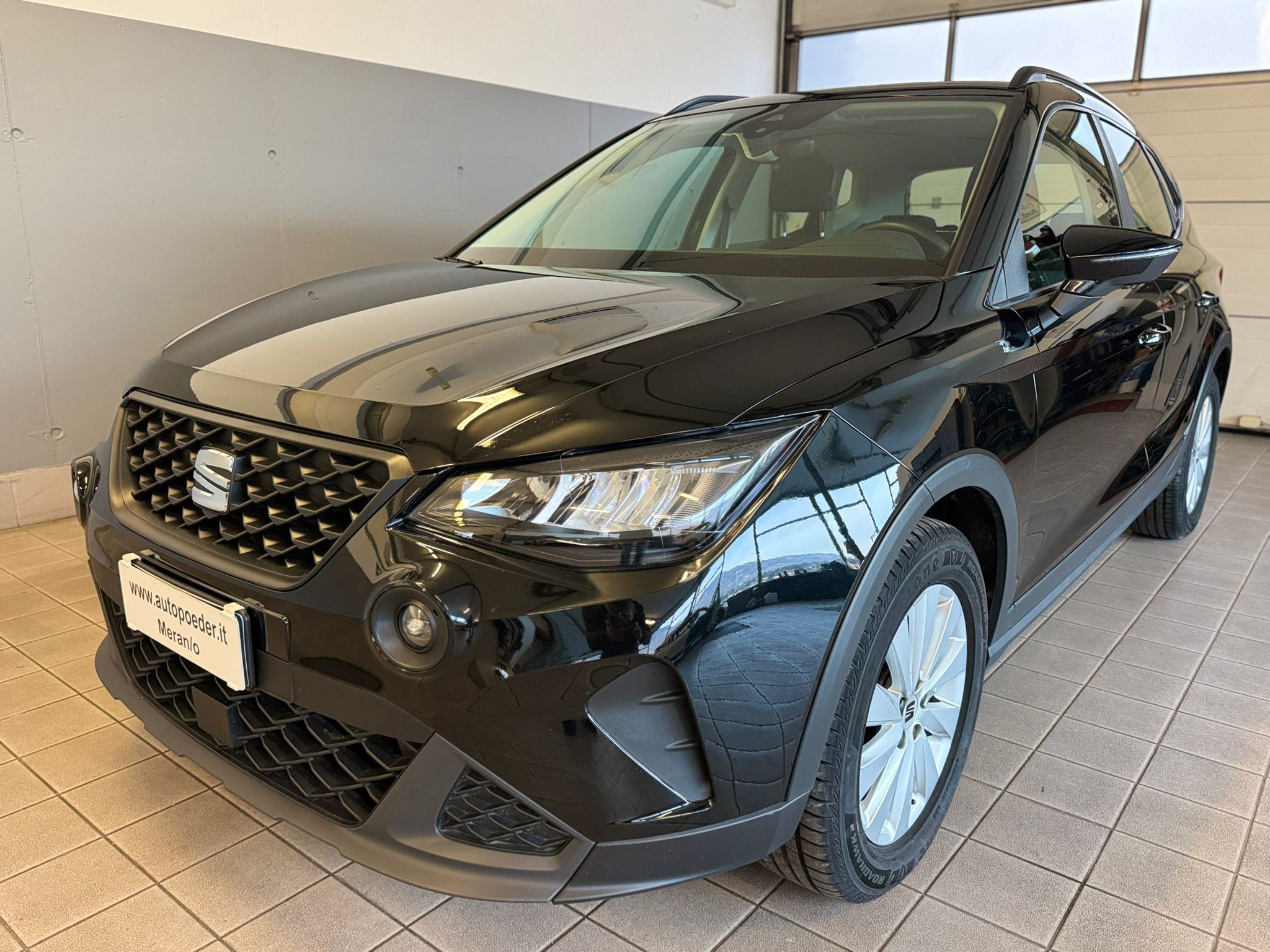 Seat Arona schwarz ITA (1)