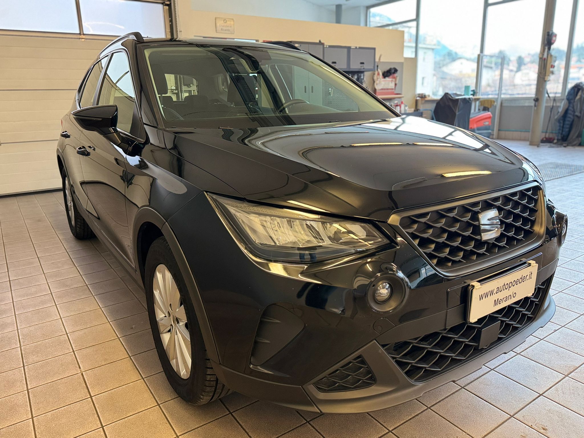 Seat Arona schwarz ITA (2)