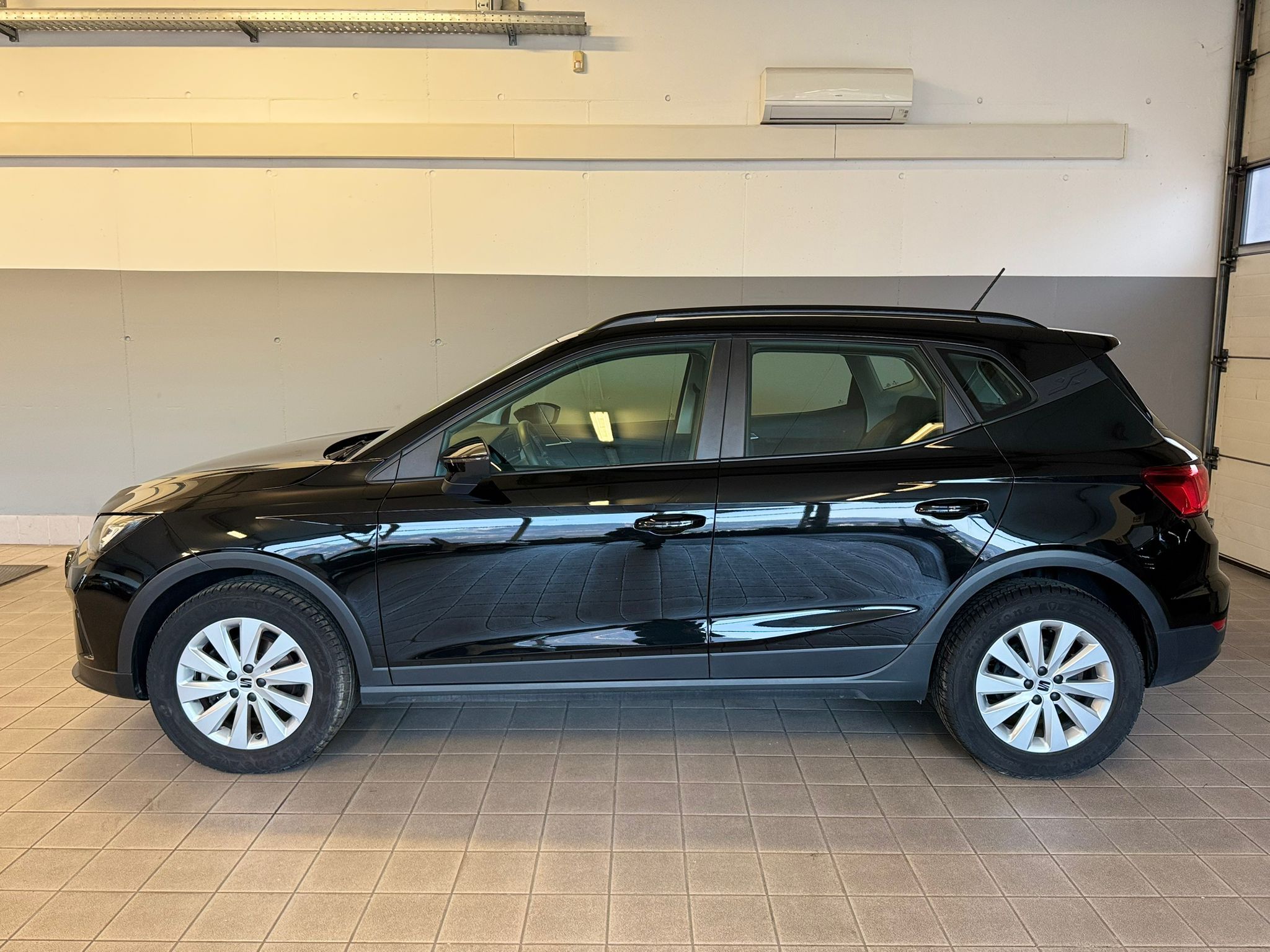 Seat Arona schwarz ITA (5)