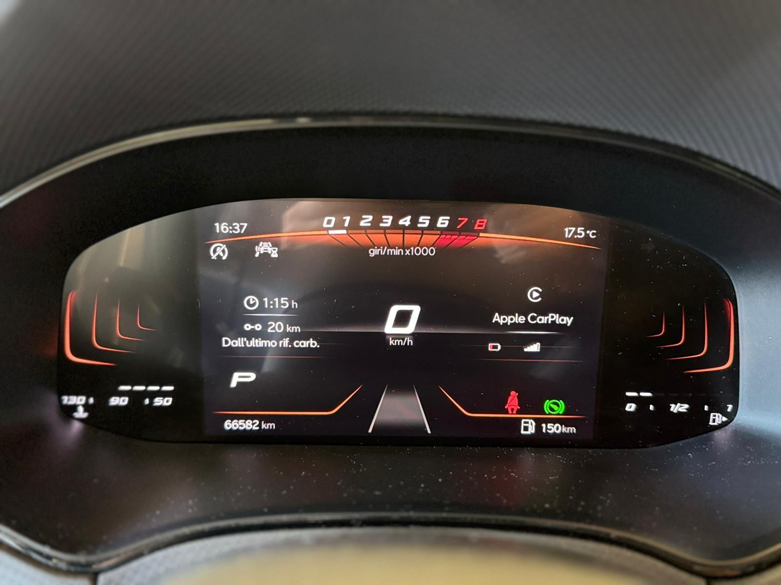 sEAT aRONA SILBER AUTOMATIK (12)