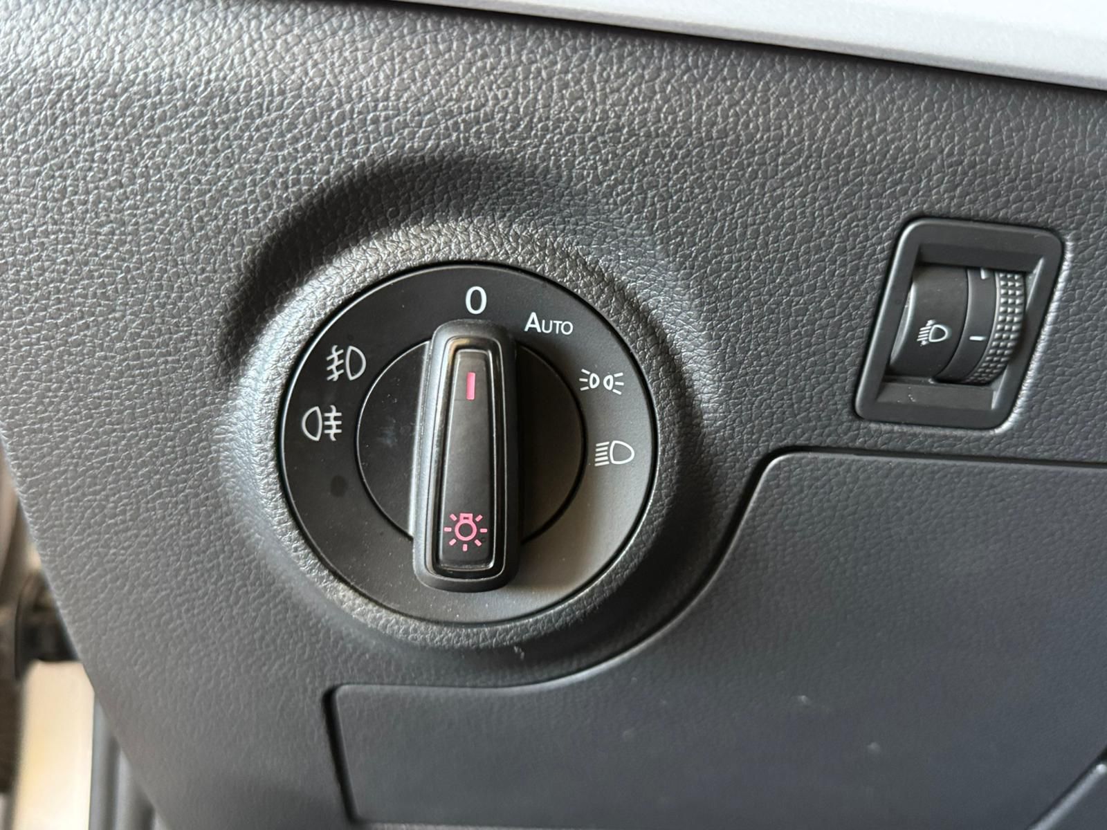 sEAT aRONA SILBER AUTOMATIK (16)