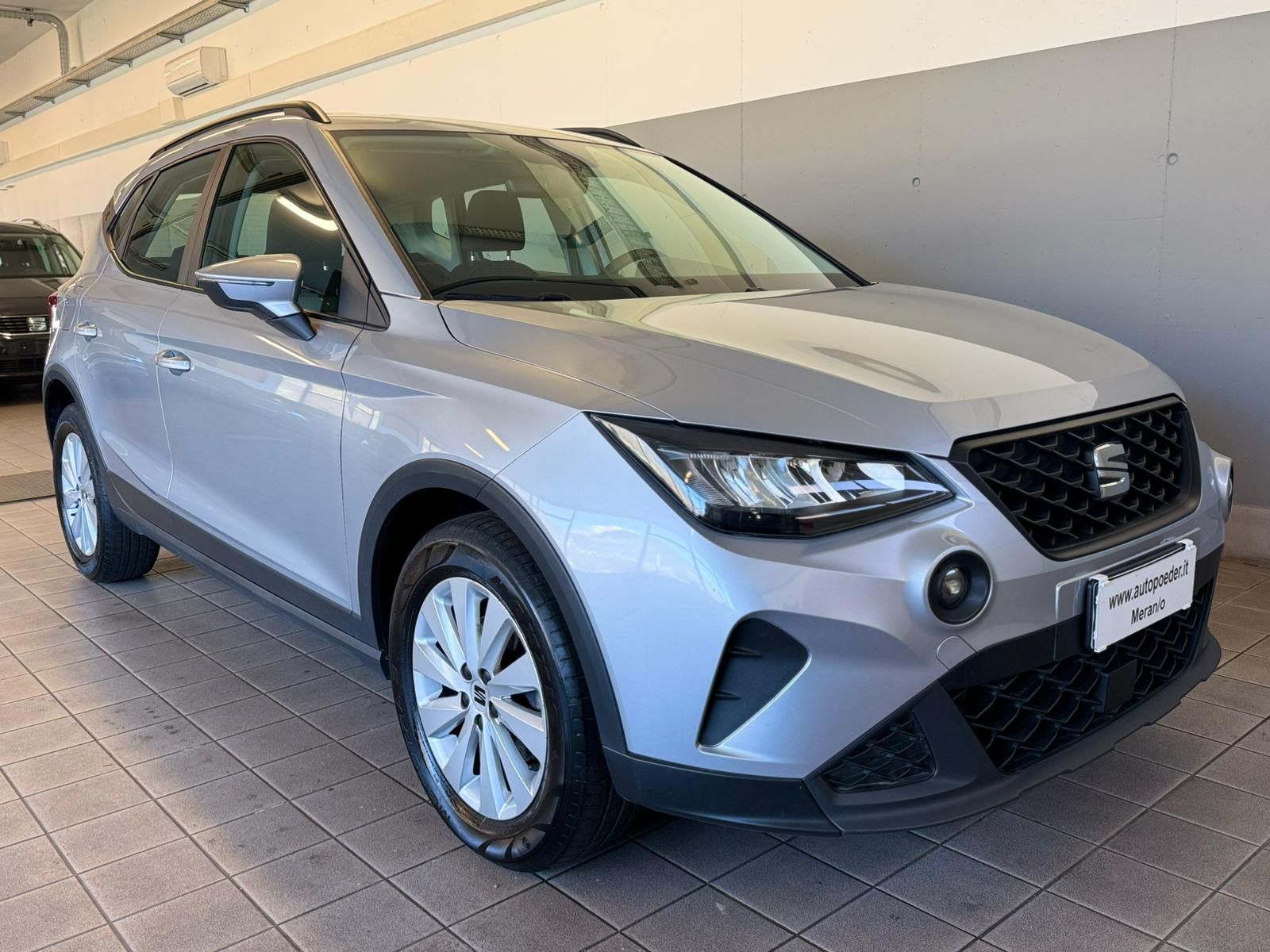 sEAT aRONA SILBER AUTOMATIK (2)