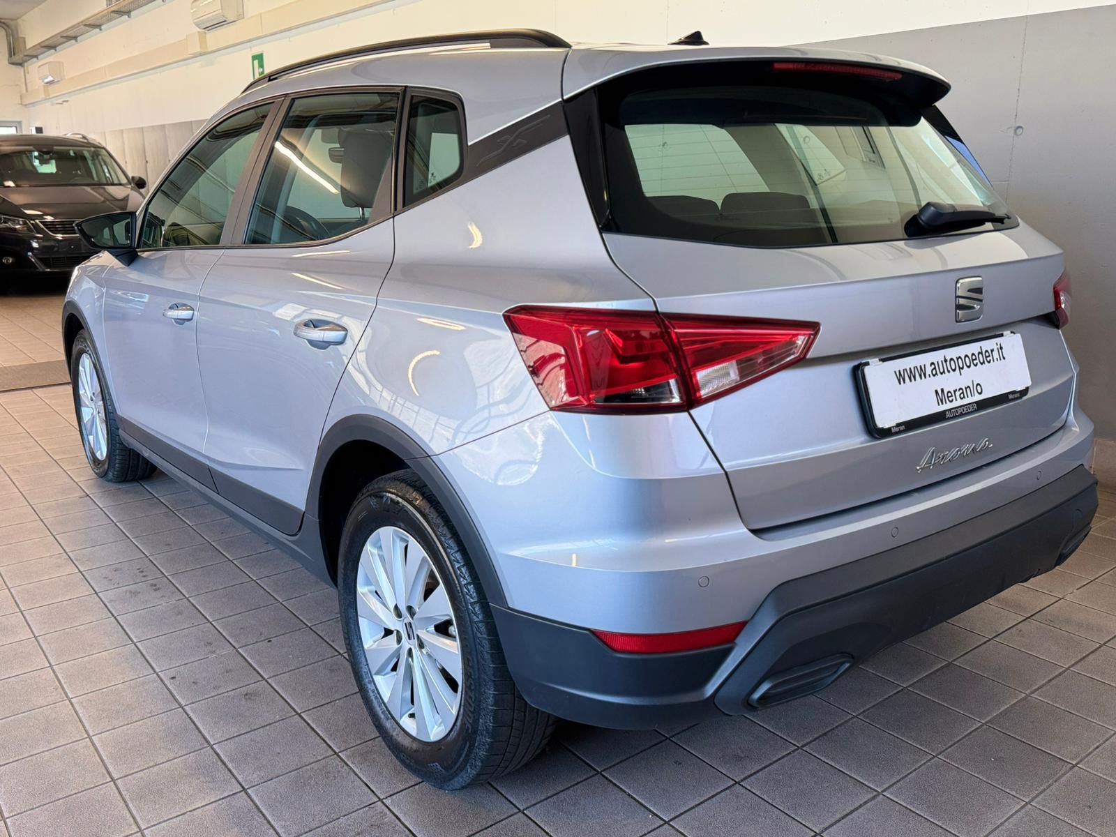 sEAT aRONA SILBER AUTOMATIK (3)