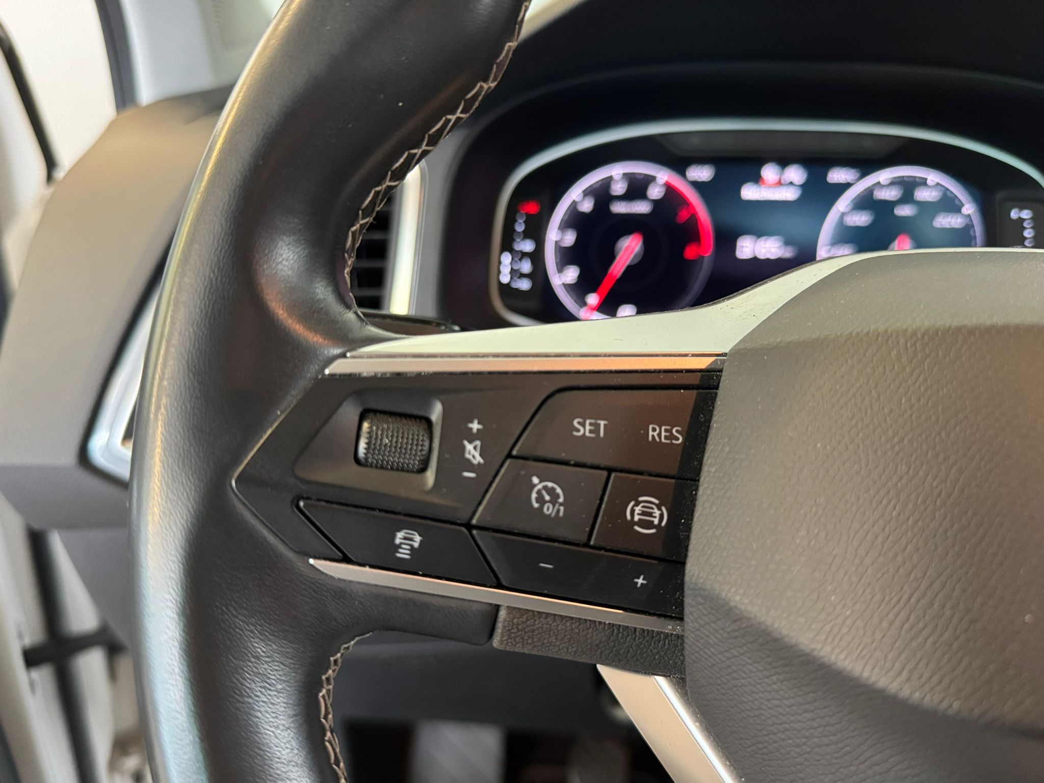 seat ateca 1.5 tsi weiss (13)
