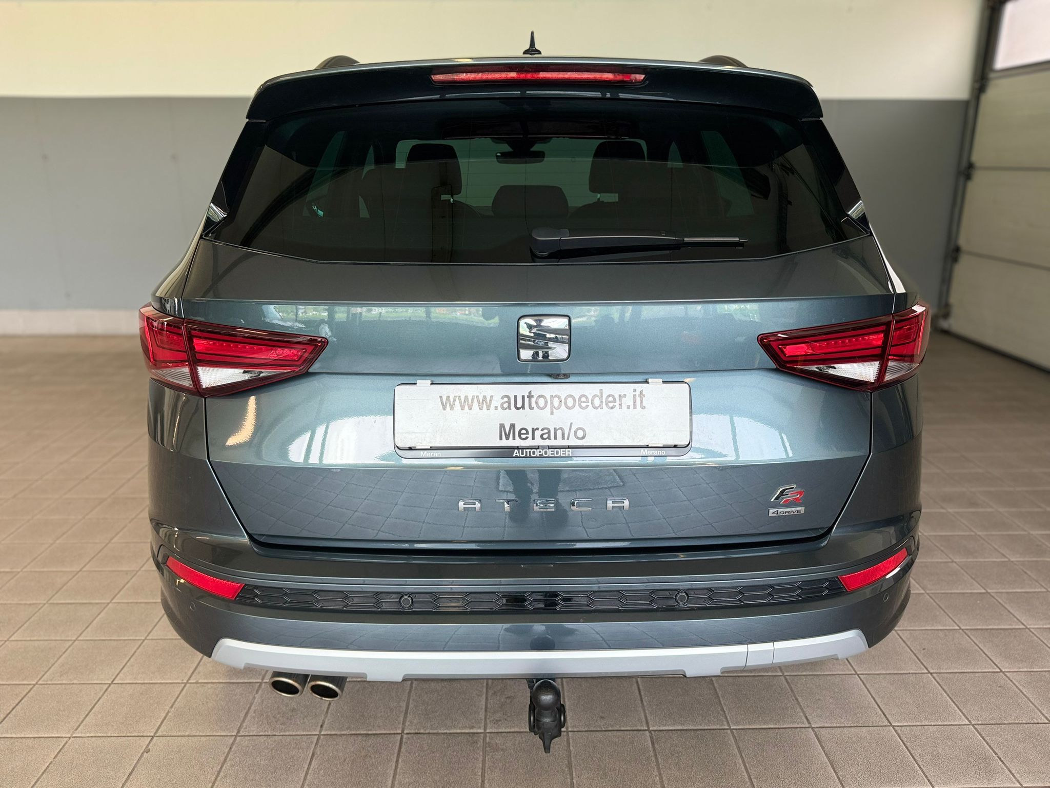 Seat Ateca 2.0tsi frline grau gancio (6)