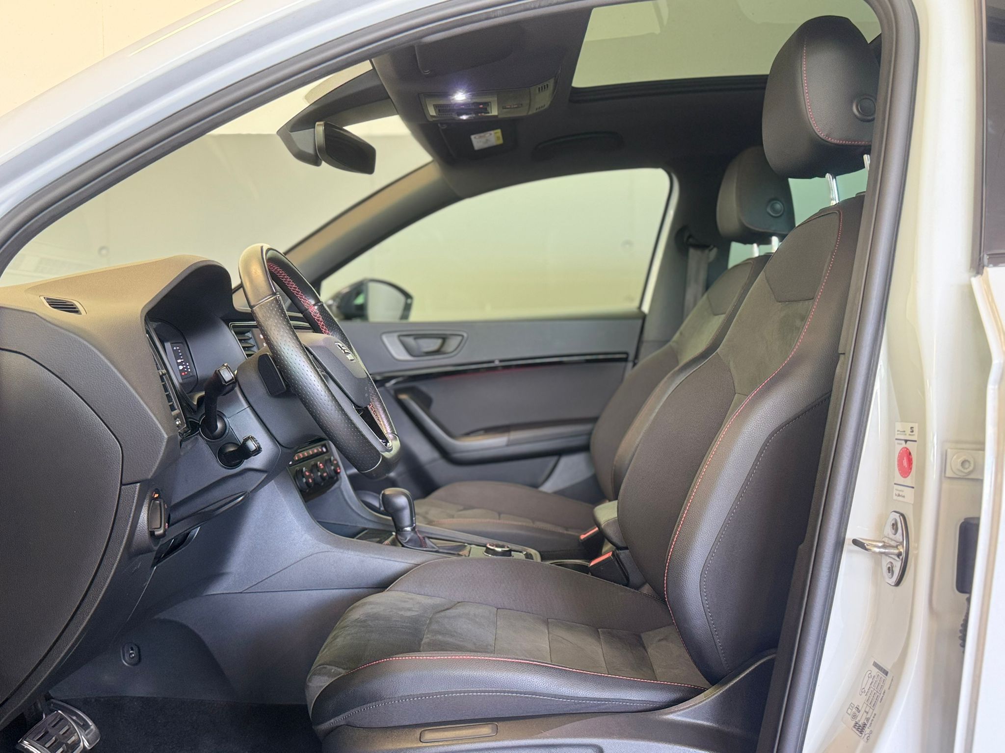 Seat Ateca weiss (8)