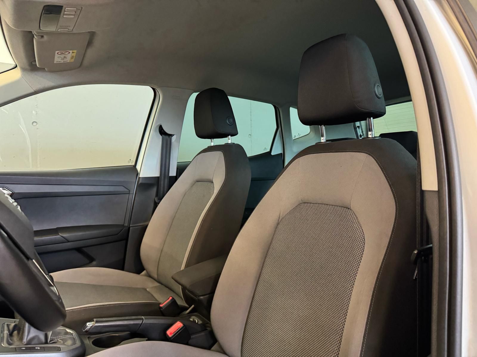 Seat Aurona 1.6 TDI weiss (9)