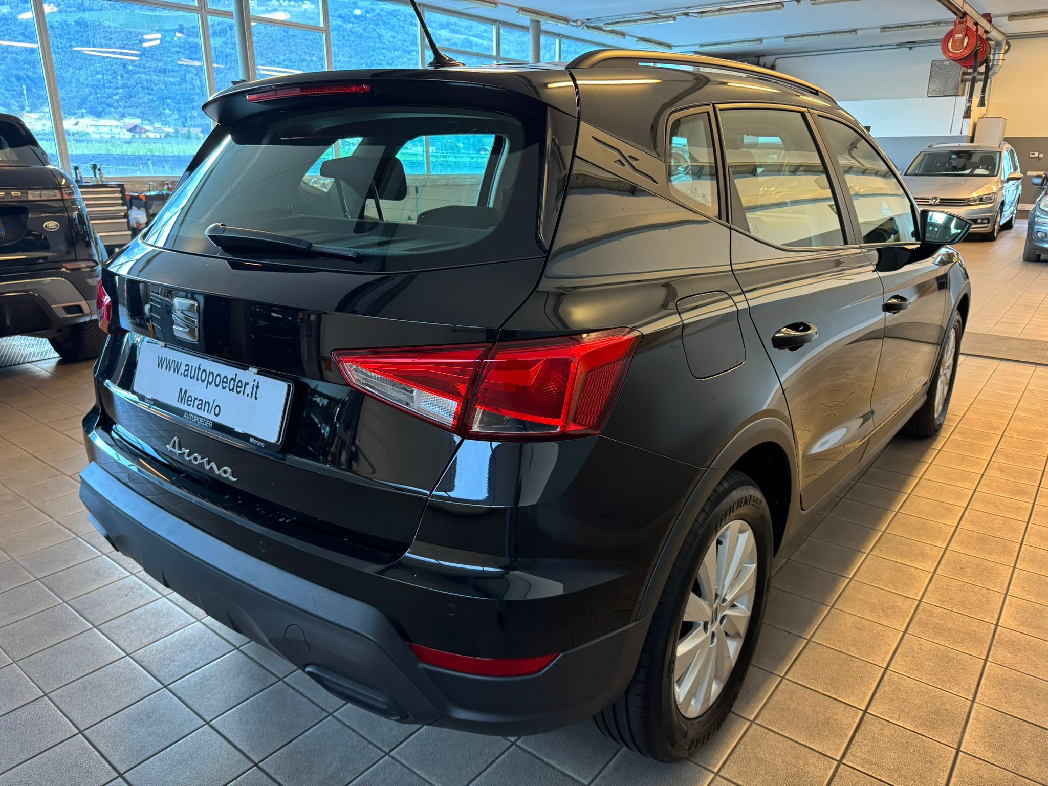 Seat Aurona schwarz 1.0 tsi (8)