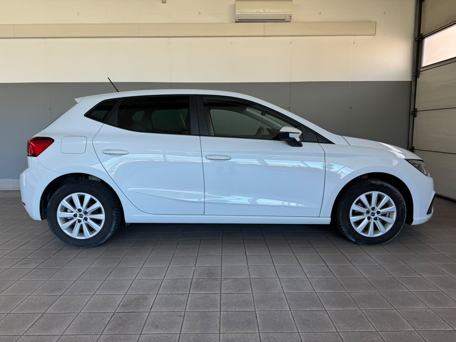 seat ibiza weiss (7)