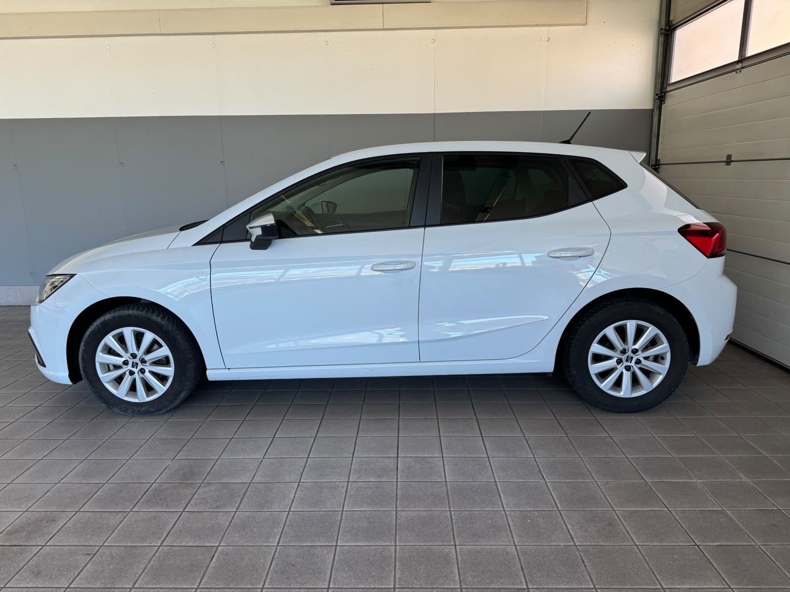 seat ibiza weiss (9)