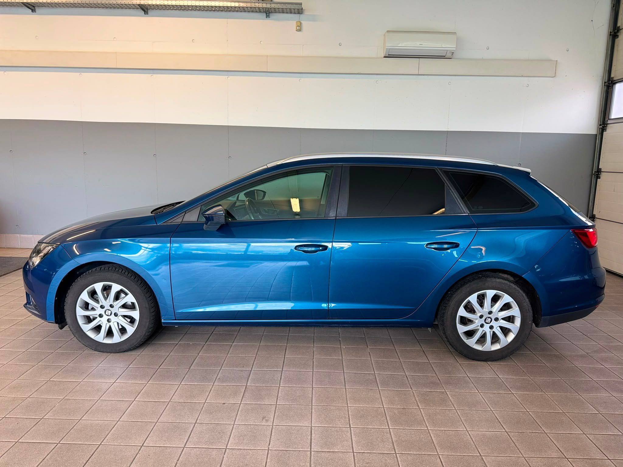Seat Leon 2.0TDI ST (7)