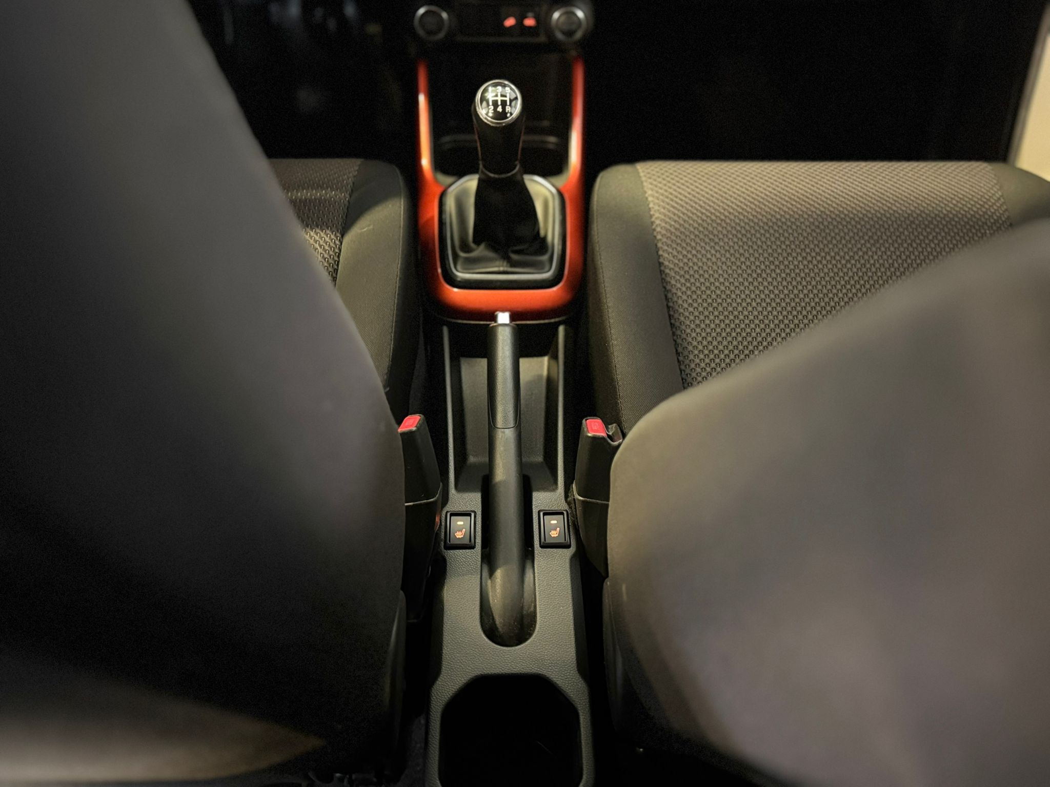 Suzuki ignis 4x4 schwarz (11)