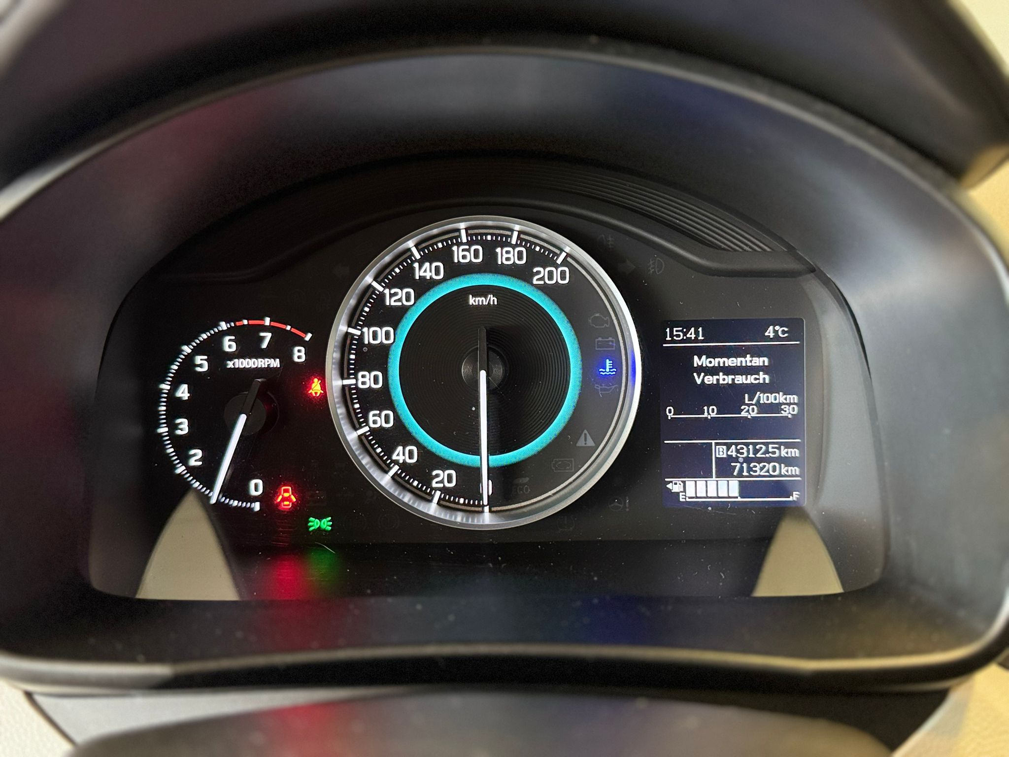 Suzuki ignis 4x4 schwarz (14)