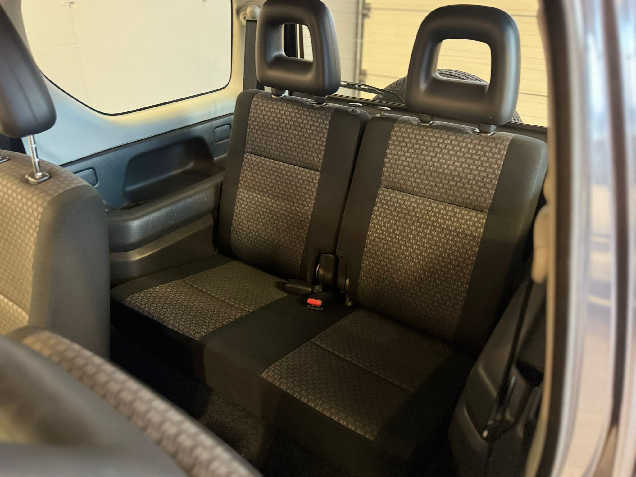 Suzuki Jimni 12