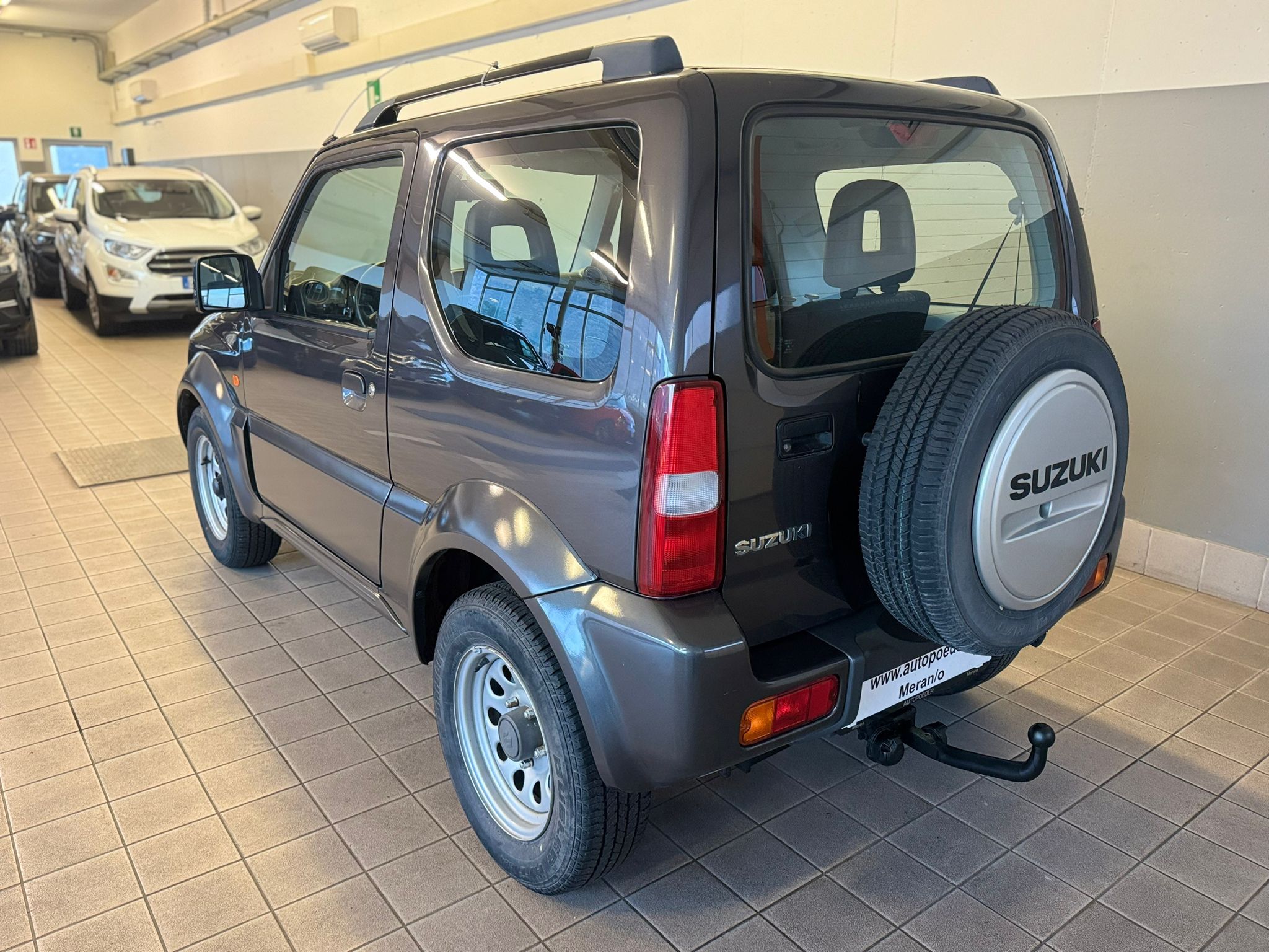Suzuki Jimni 4