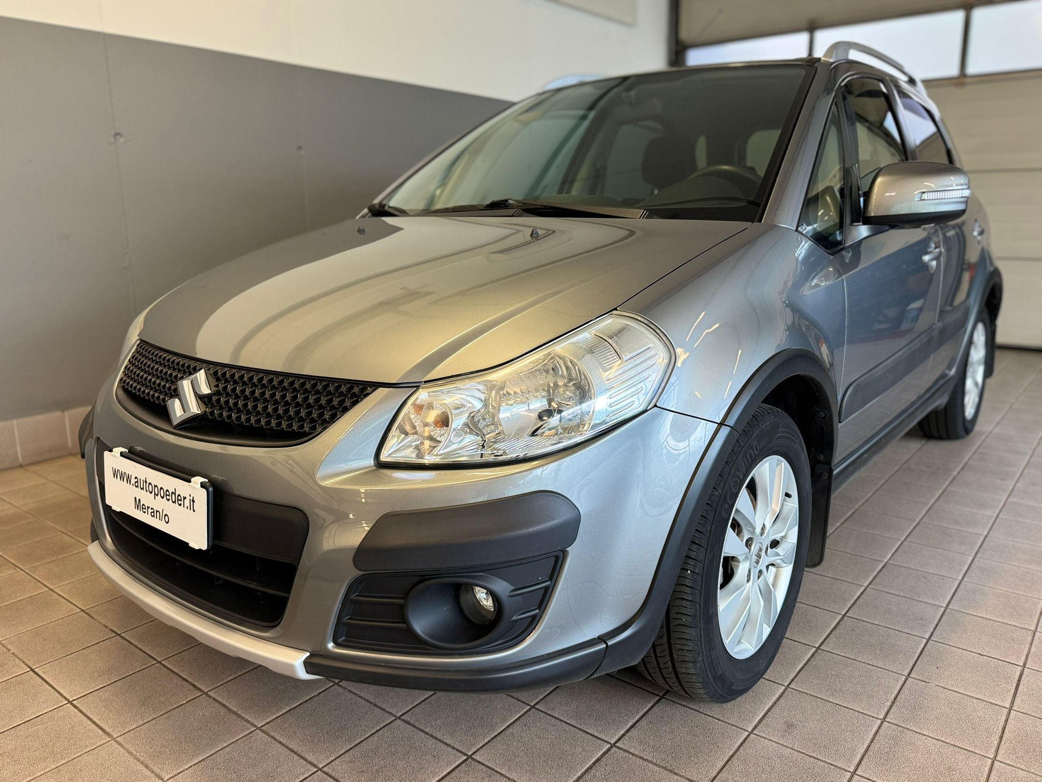 Suzuki sx4 1.6 style 4x4 (1)