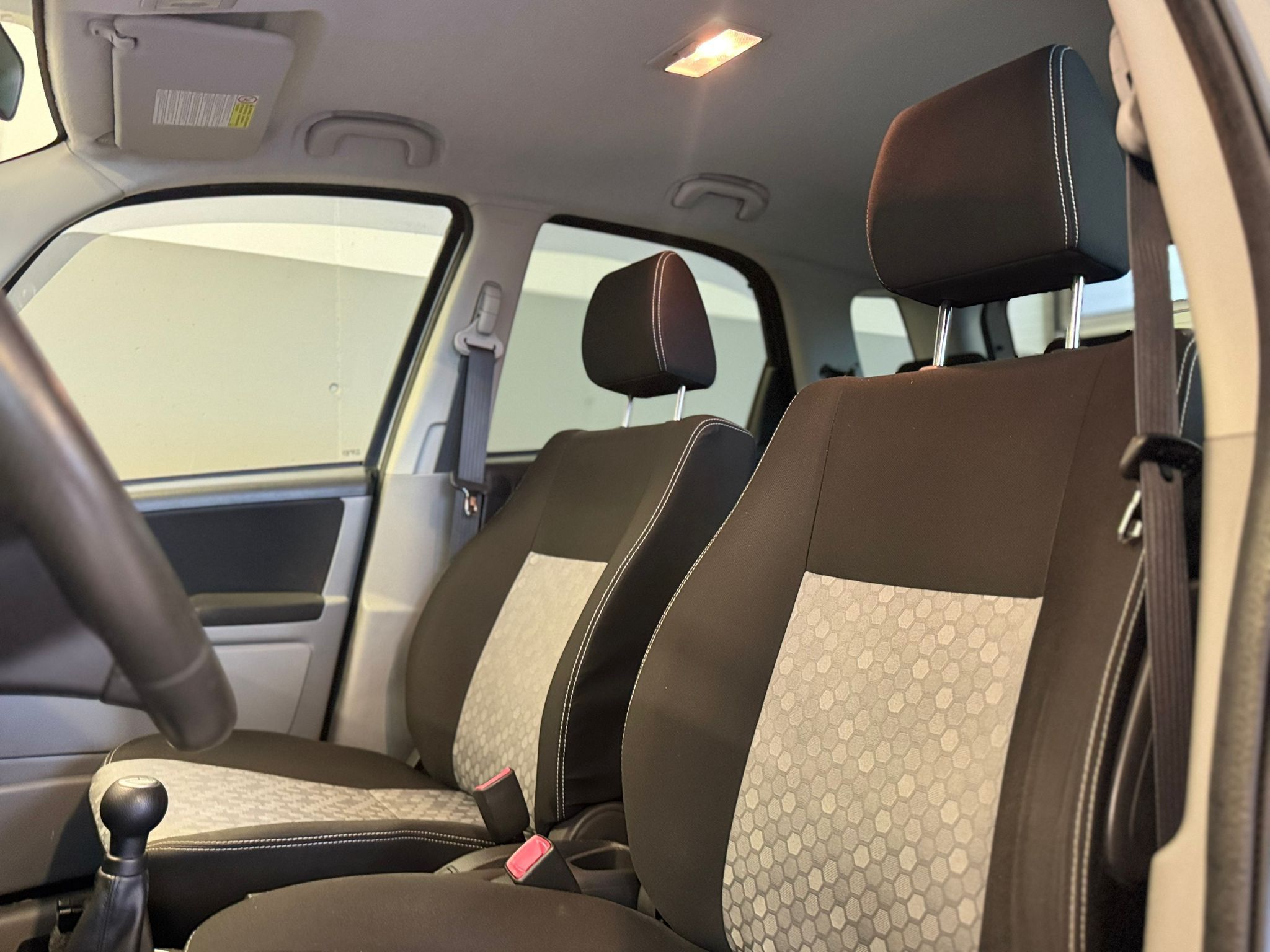 Suzuki sx4 1.6 style 4x4 (10)