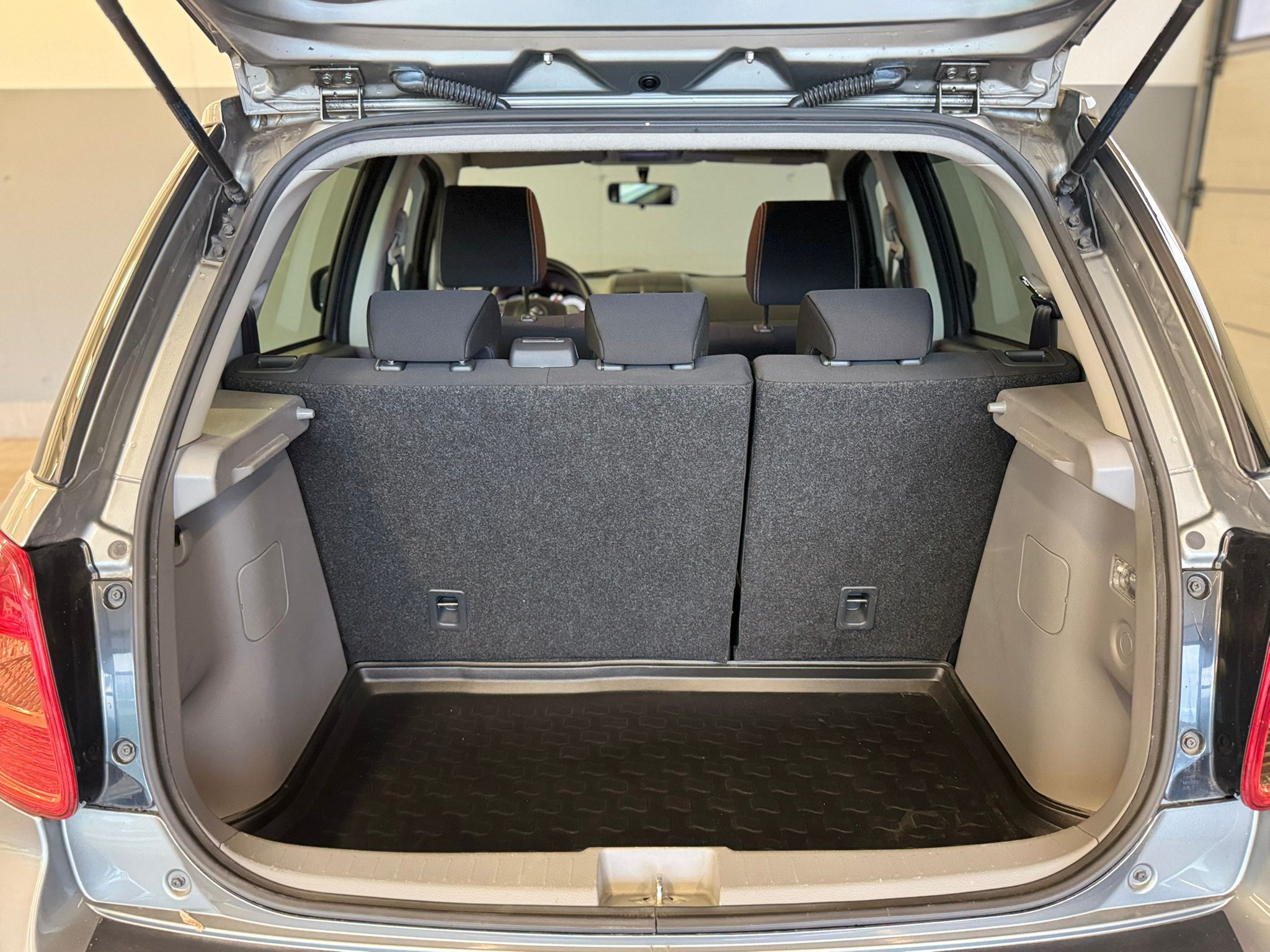 Suzuki sx4 1.6 style 4x4 (16)