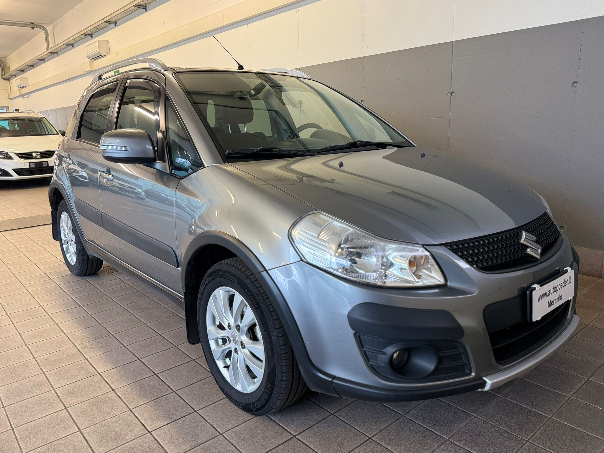 Suzuki sx4 1.6 style 4x4 (2)