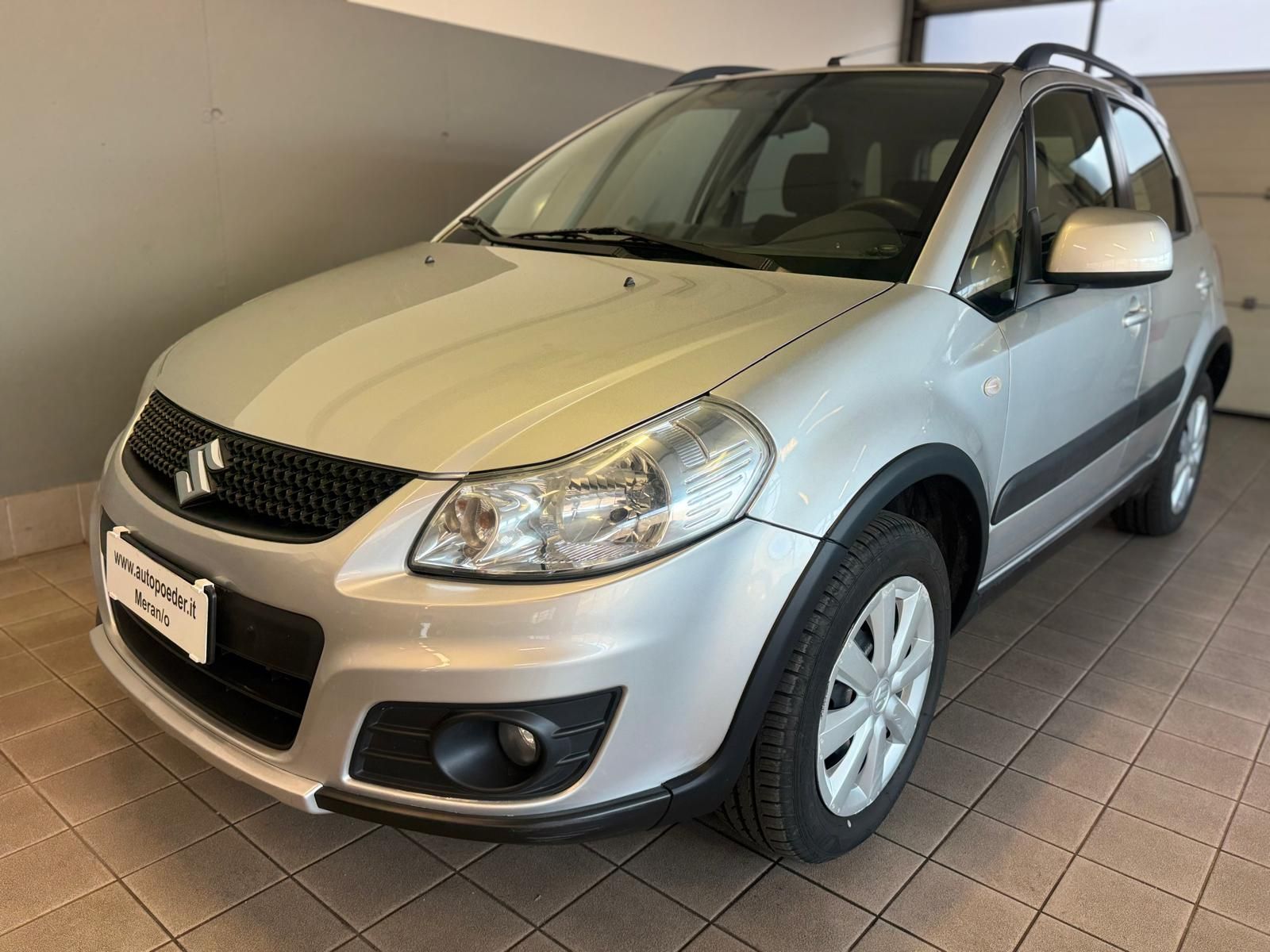 suzuki sx4 silber 4x4 (1)