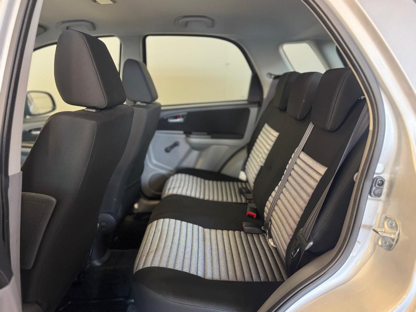 suzuki sx4 silber 4x4 (10)