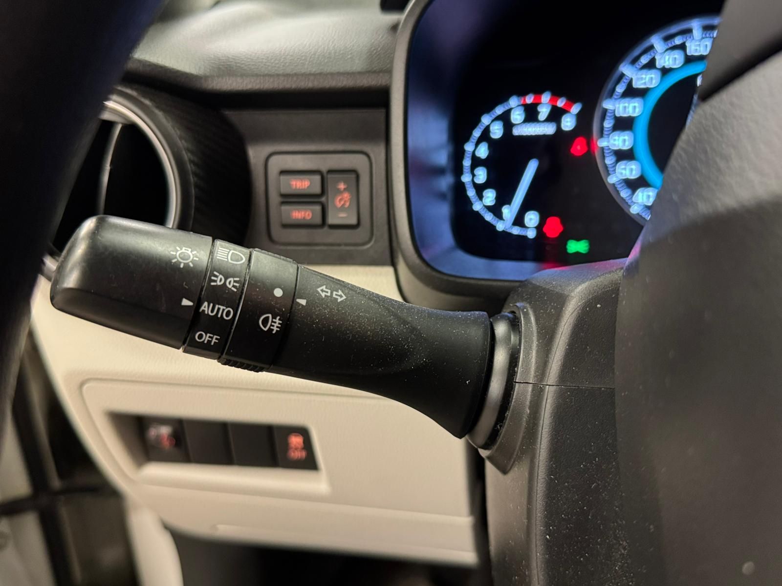 suzuky ignis 4x4 weiss (11)