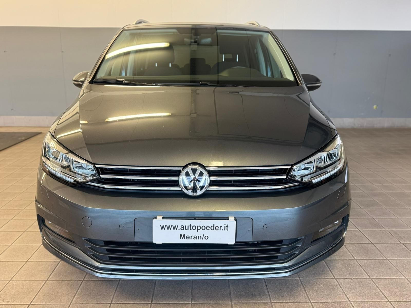 Touran 1.5 TSI Grau (1,4)