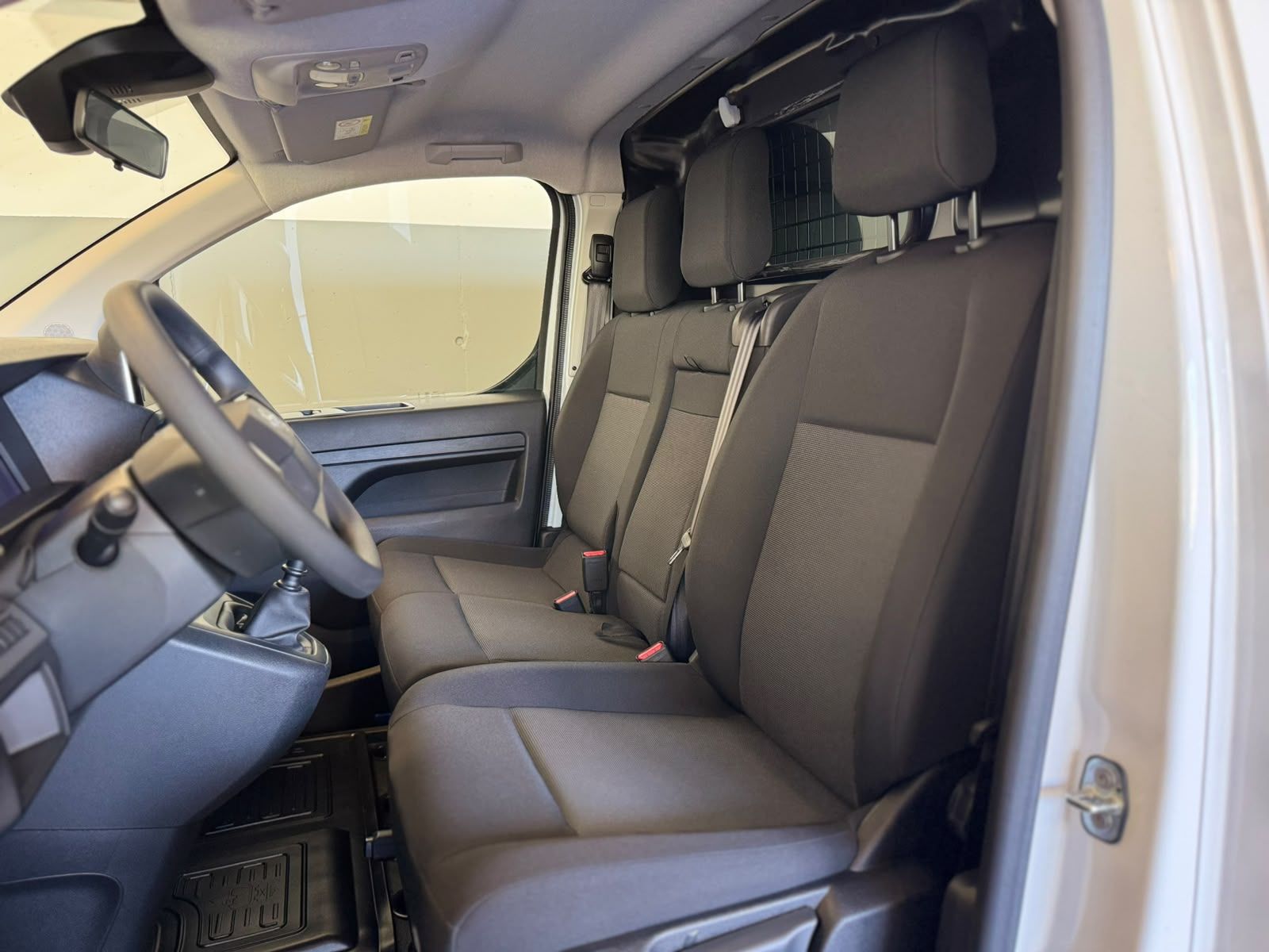 Toyota Proace 1.5d comfort (11)