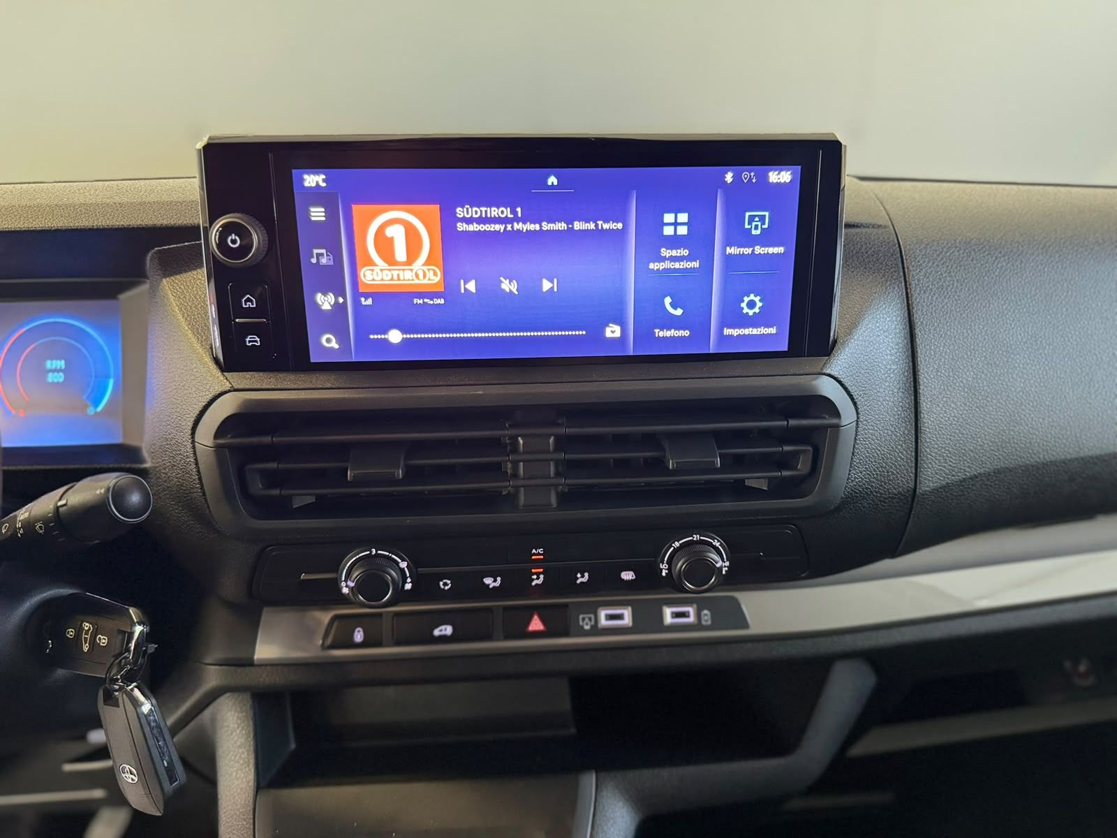 Toyota Proace 1.5d comfort (12)