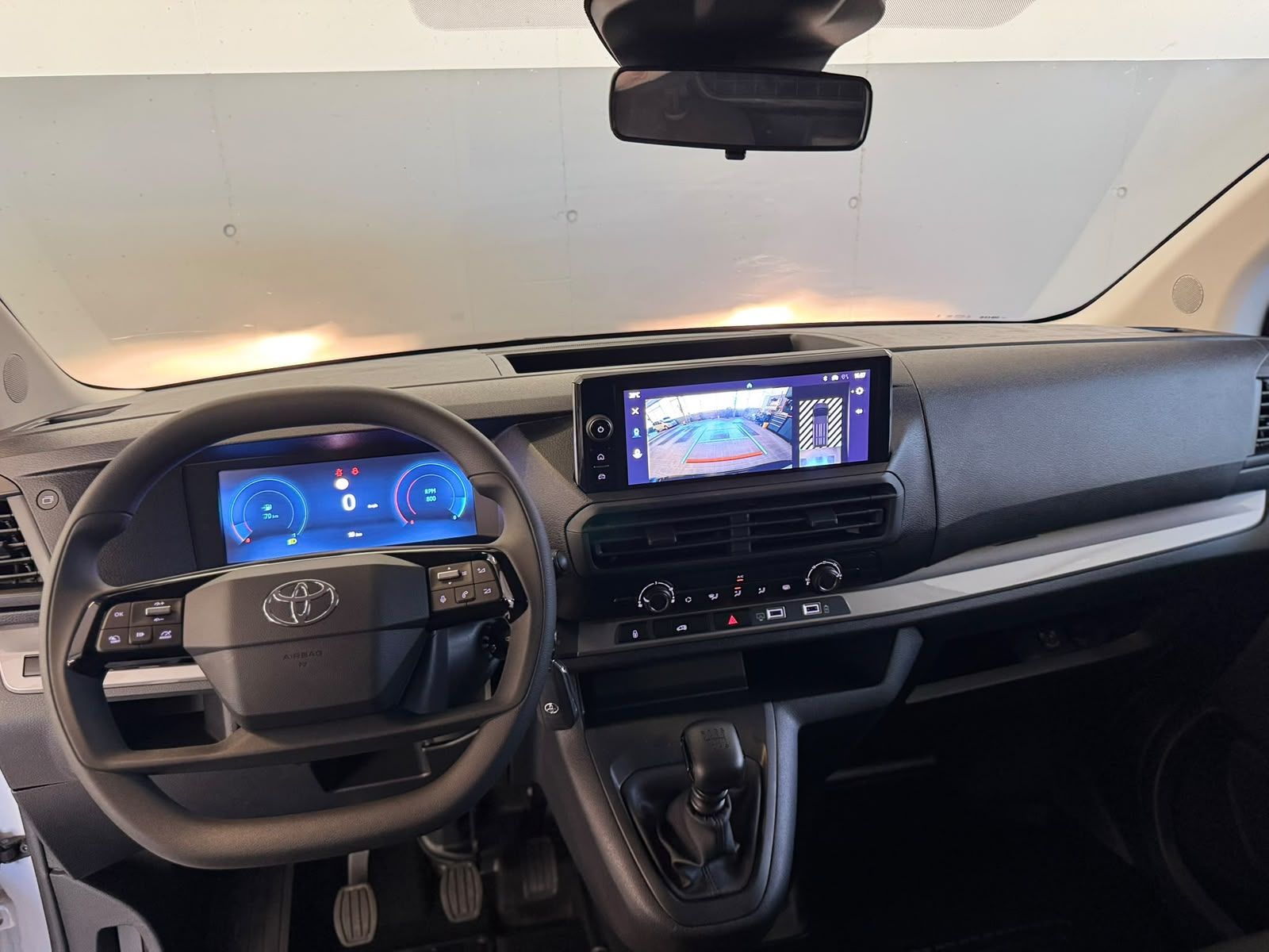 Toyota Proace 1.5d comfort (17)