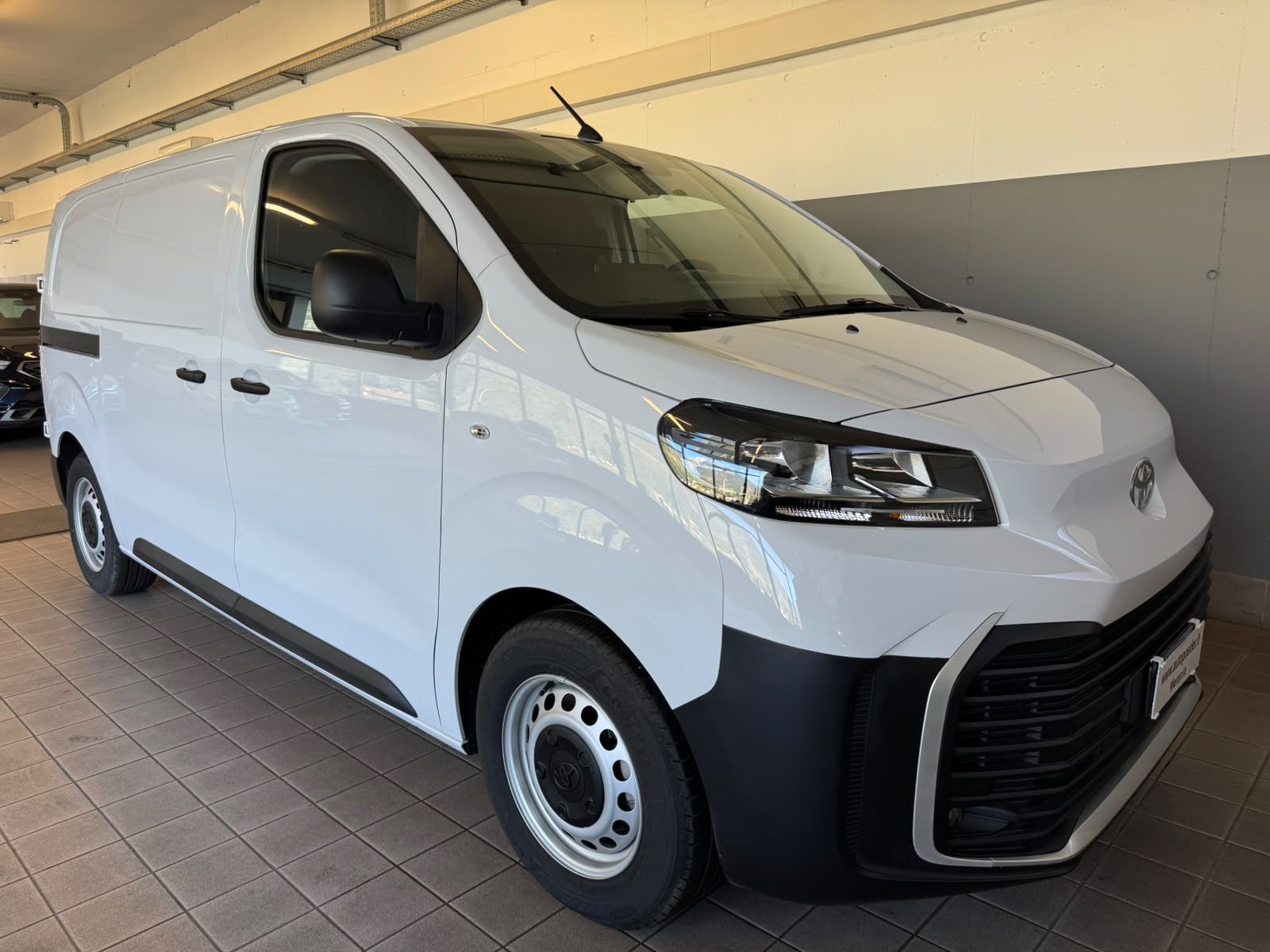 Toyota Proace 1.5d comfort (3)