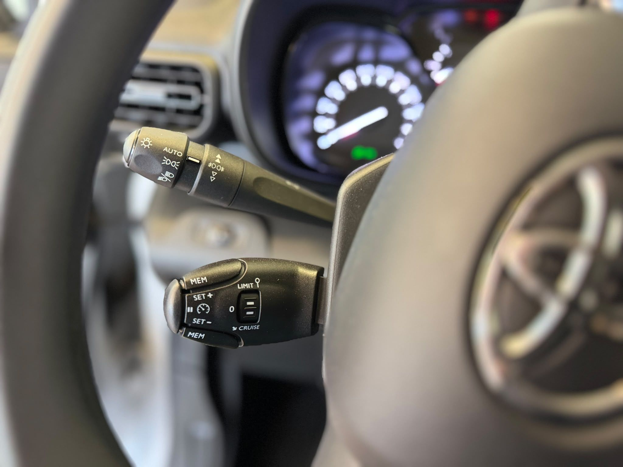 toyota proacecity (12)
