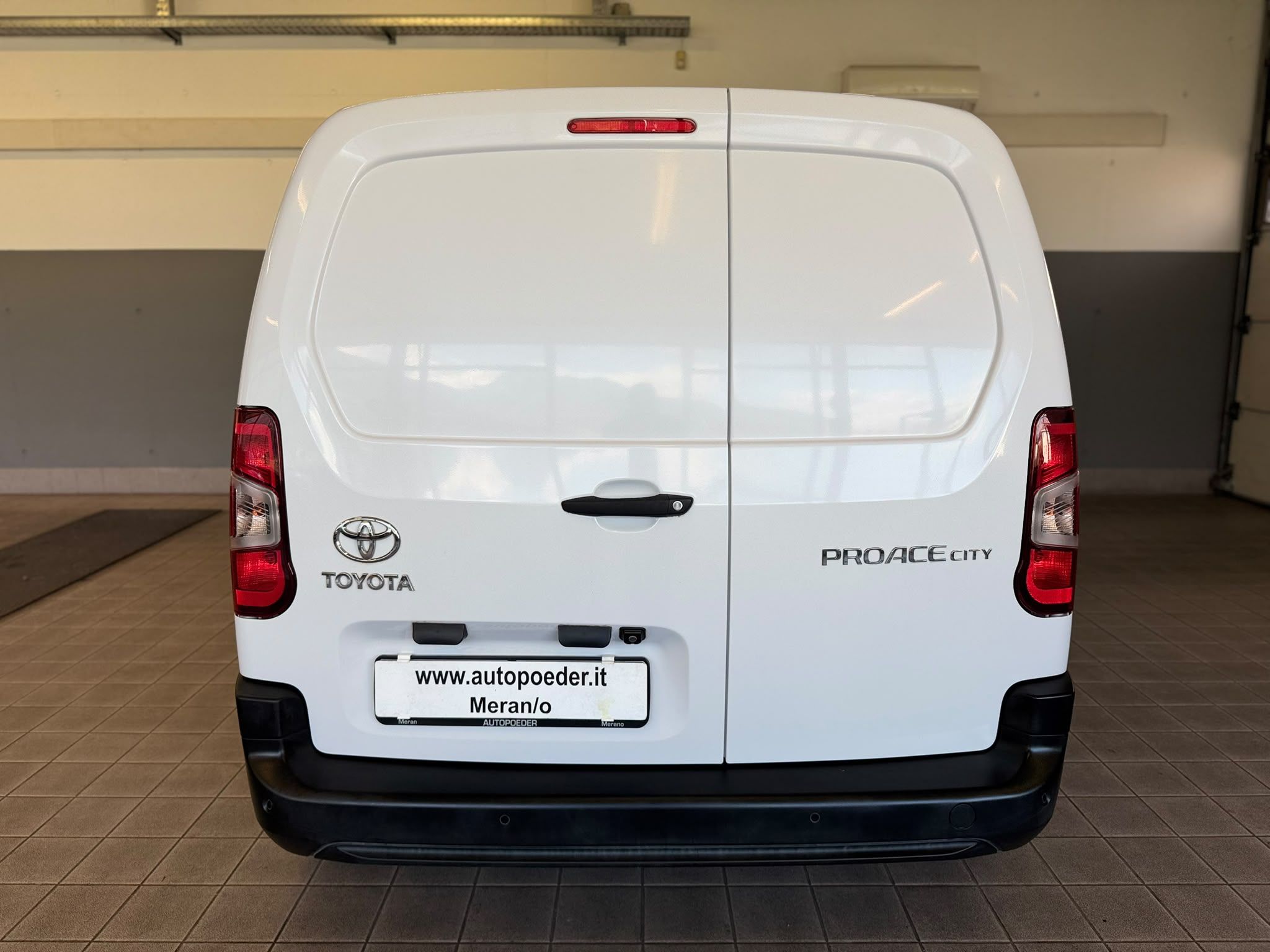 toyota proacecity (4)