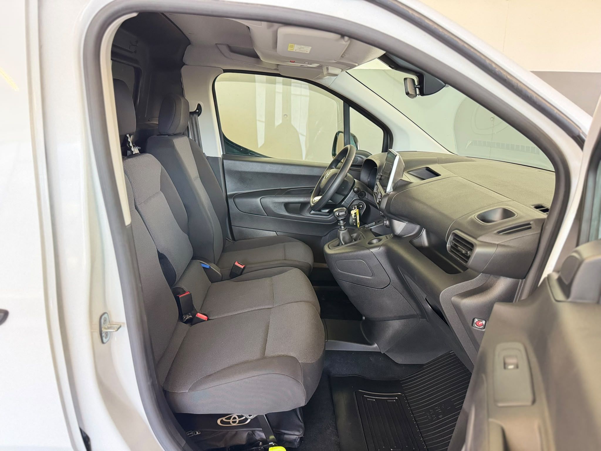 toyota proacecity (9)