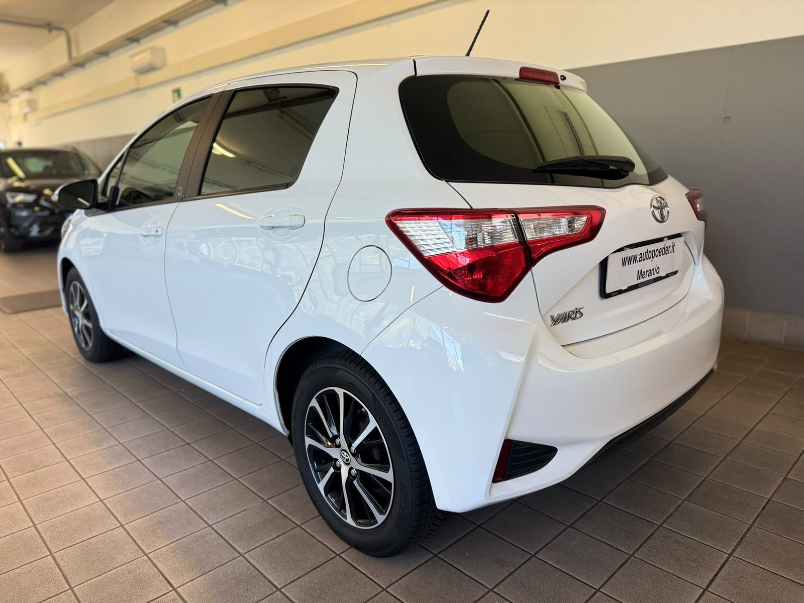 Toyota yaris 1 (4)
